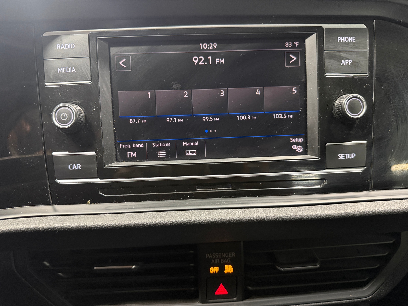 Thumbnail: 2019 Volkswagen Jetta - 3