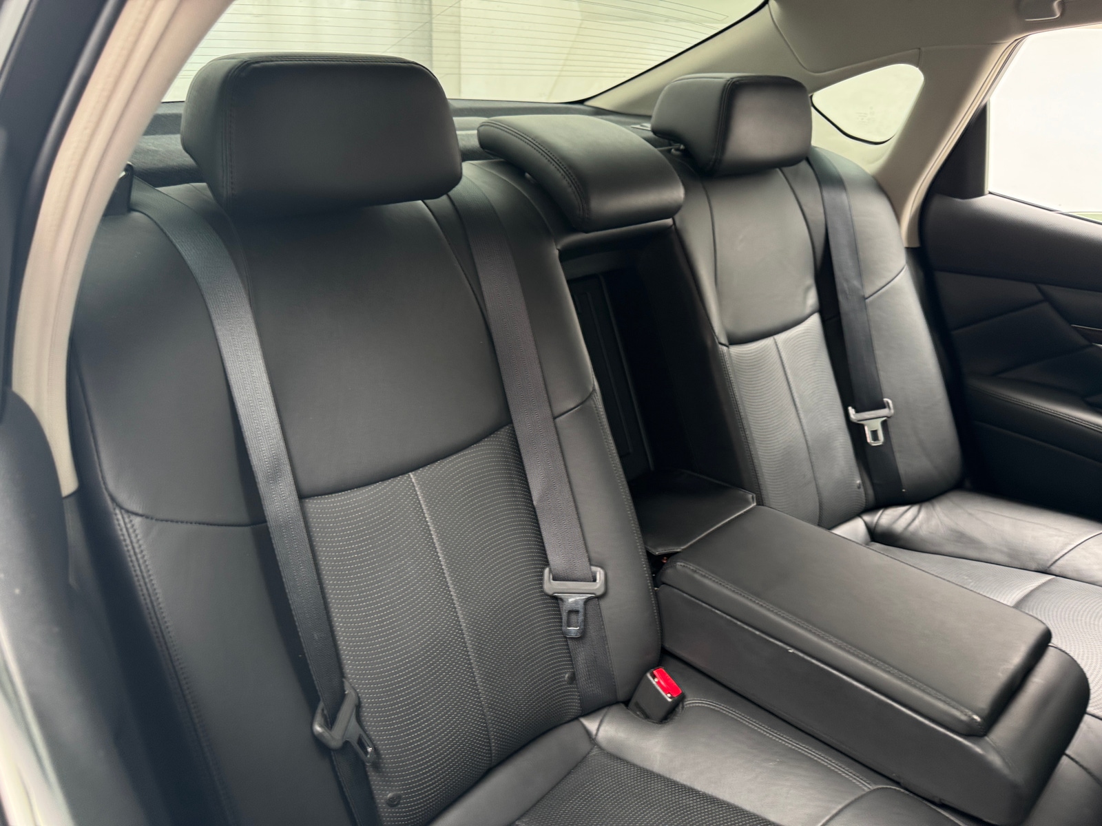 Thumbnail: 2015 INFINITI Q70 - 5