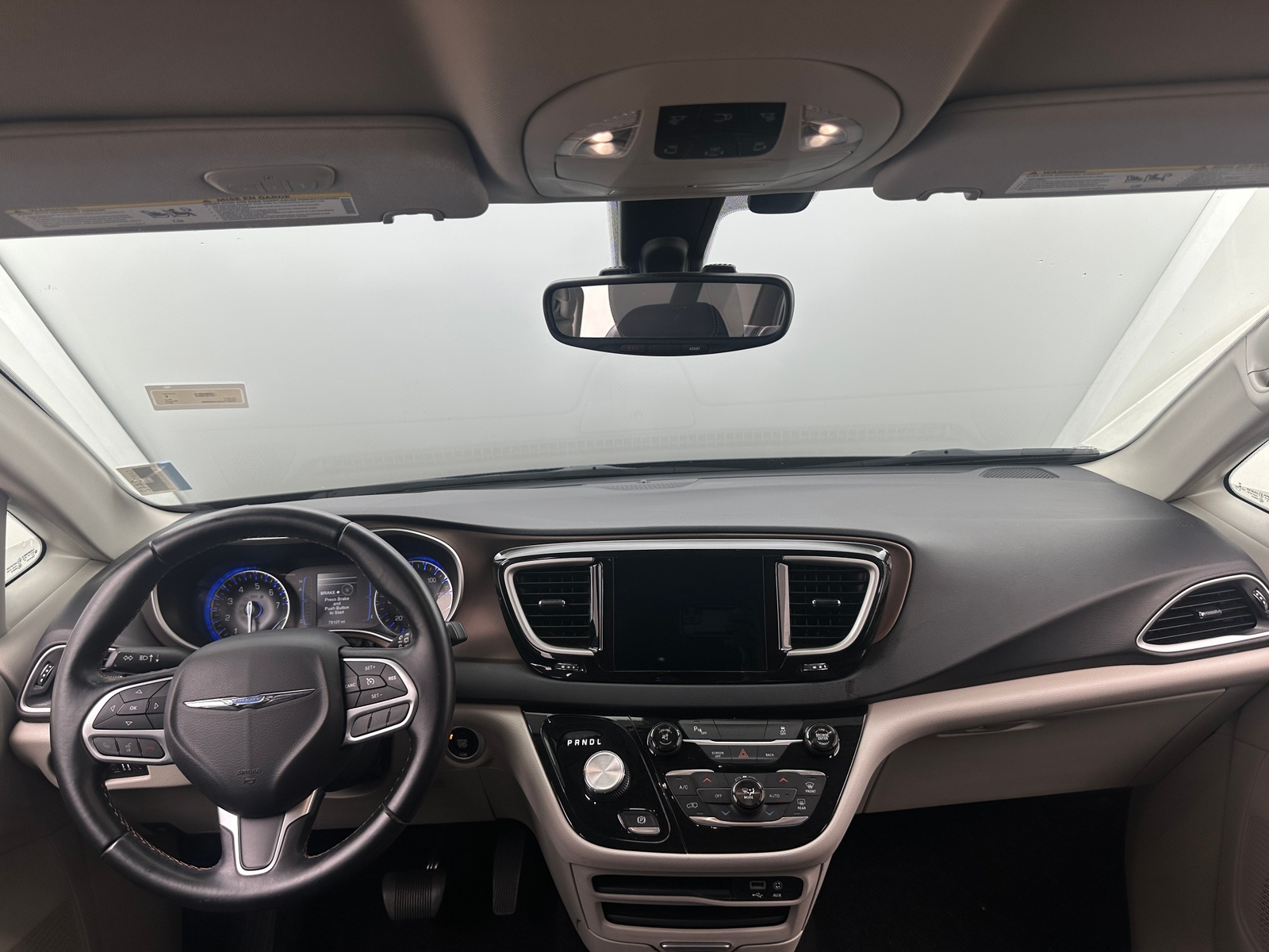 Thumbnail: 2017 Chrysler Pacifica - 2