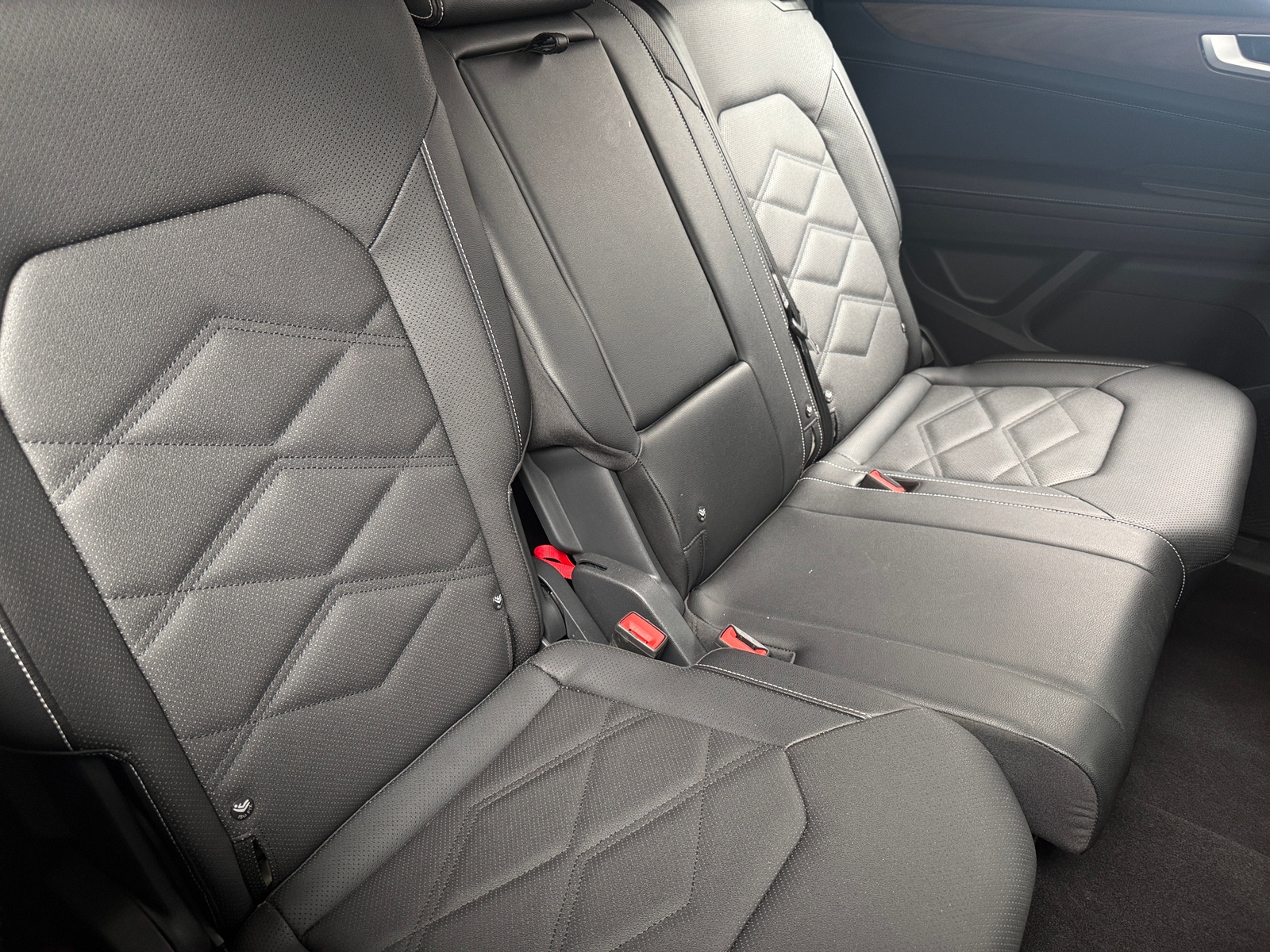 Thumbnail: 2026 Volkswagen Atlas - 5