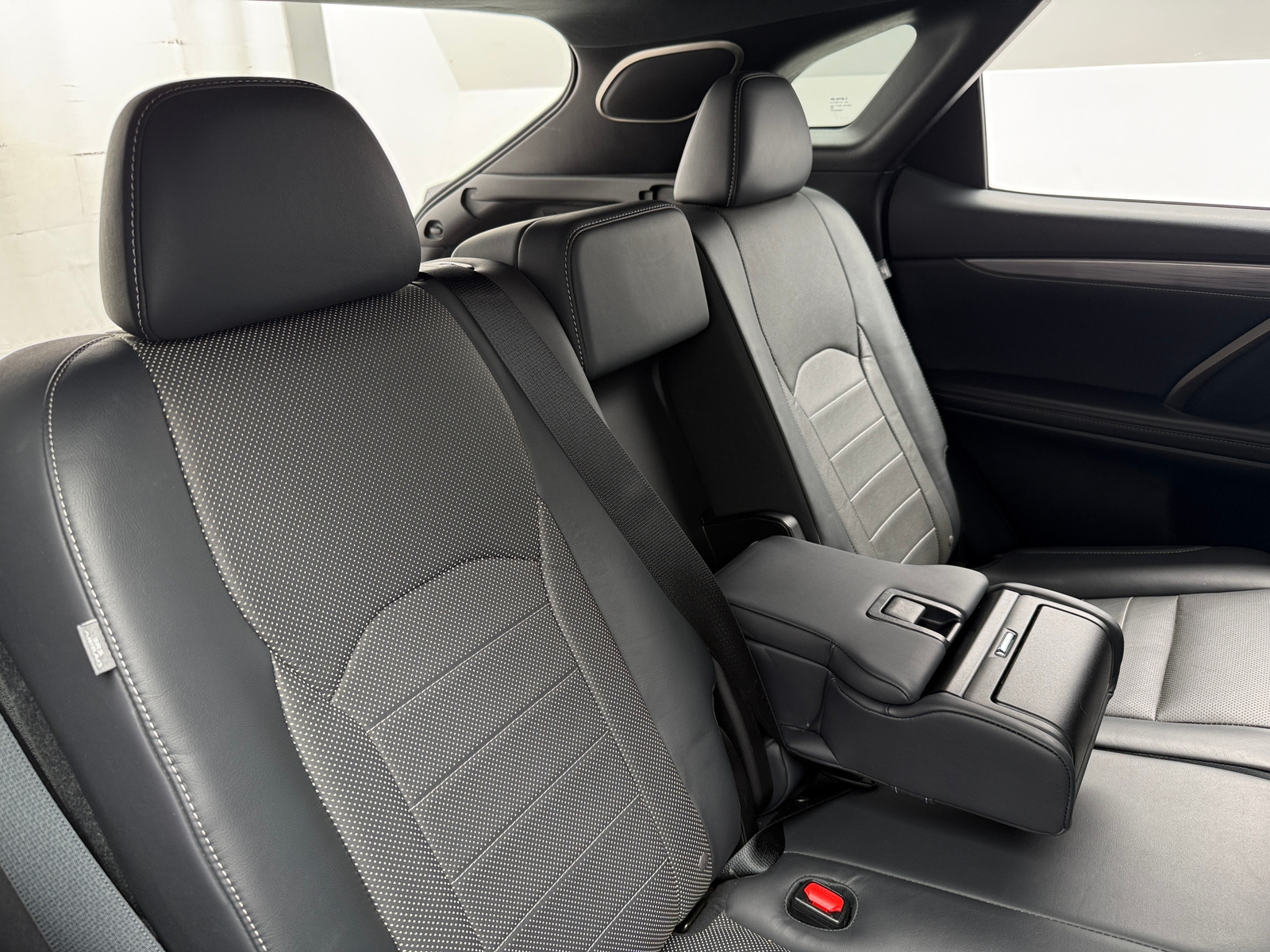 Thumbnail: 2019 Lexus RX - 6