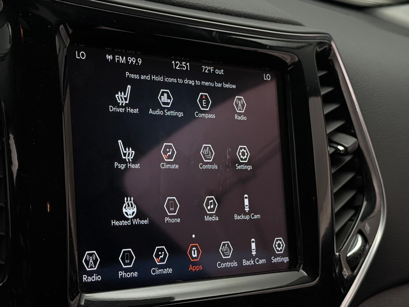 Thumbnail: 2020 Jeep Cherokee - 3