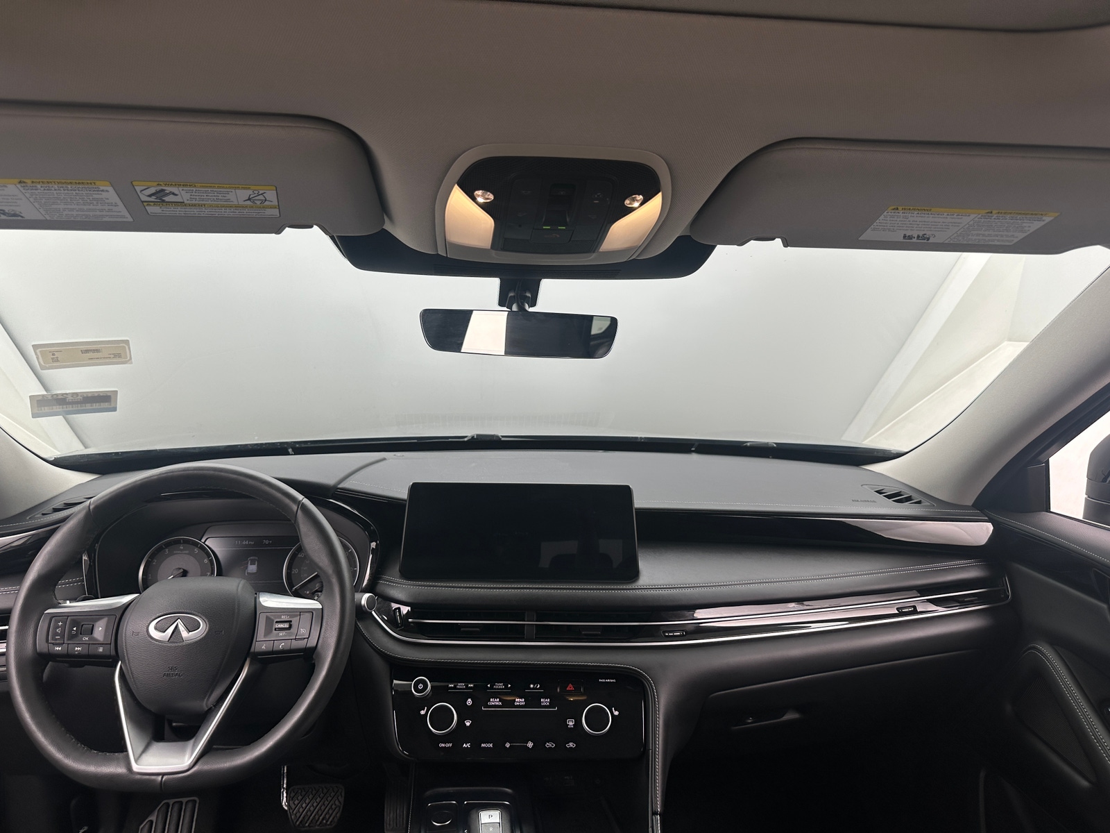Thumbnail: 2023 INFINITI QX60 - 2