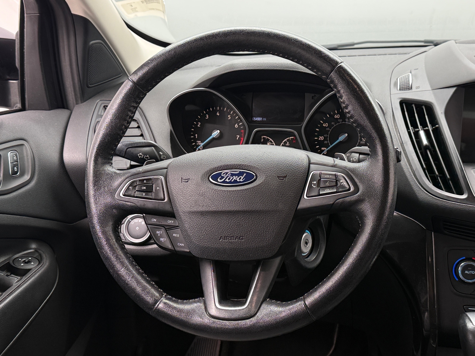 Thumbnail: 2017 Ford Escape - 4
