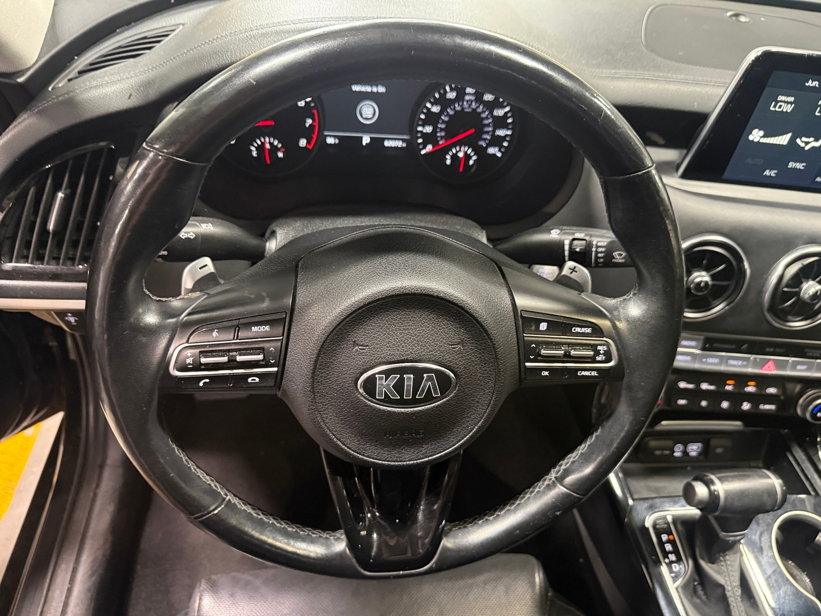 Thumbnail: 2018 Kia Stinger - 4