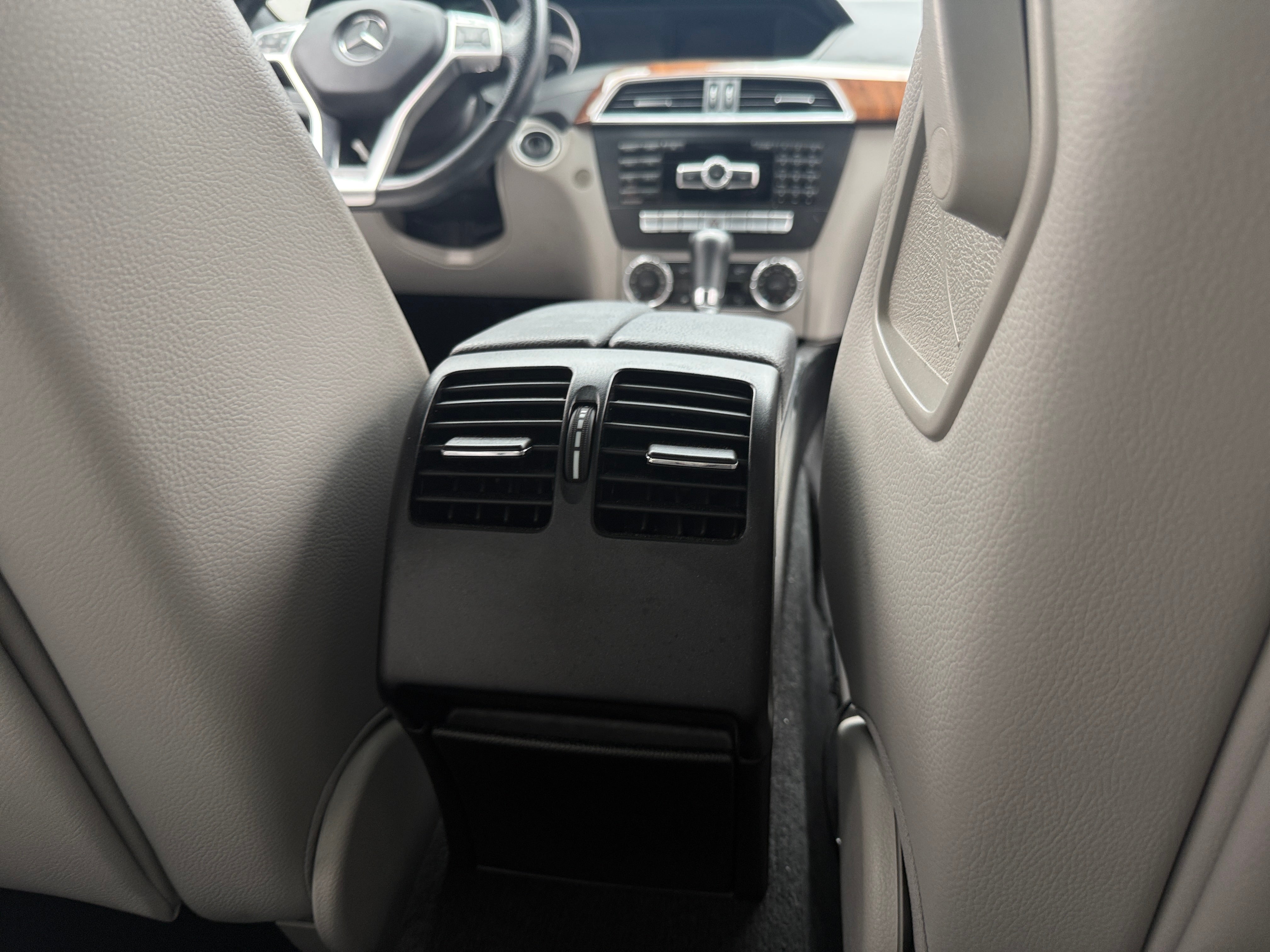 2012 Mercedes-Benz C-Class C300 Luxury - Photo 5