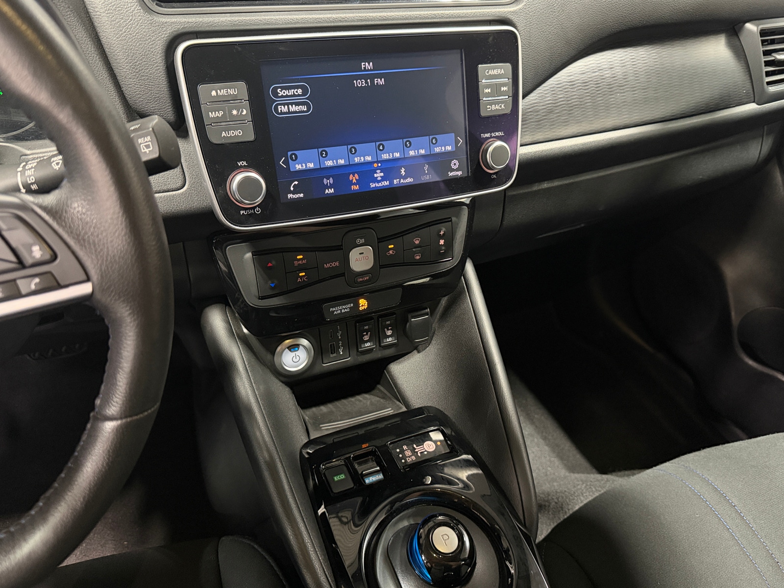 Thumbnail: 2022 Nissan Leaf - 4