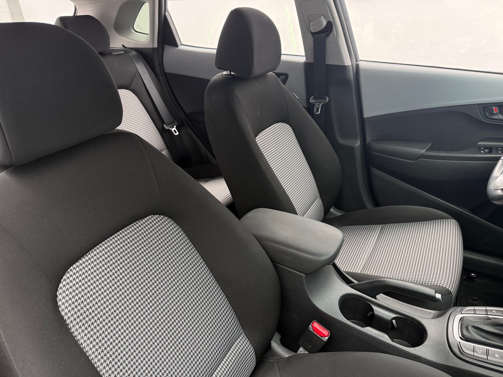 Thumbnail: 2021 Hyundai Kona - 2