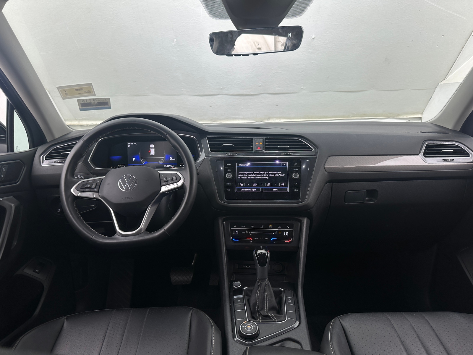 Thumbnail: 2022 Volkswagen Tiguan - 2