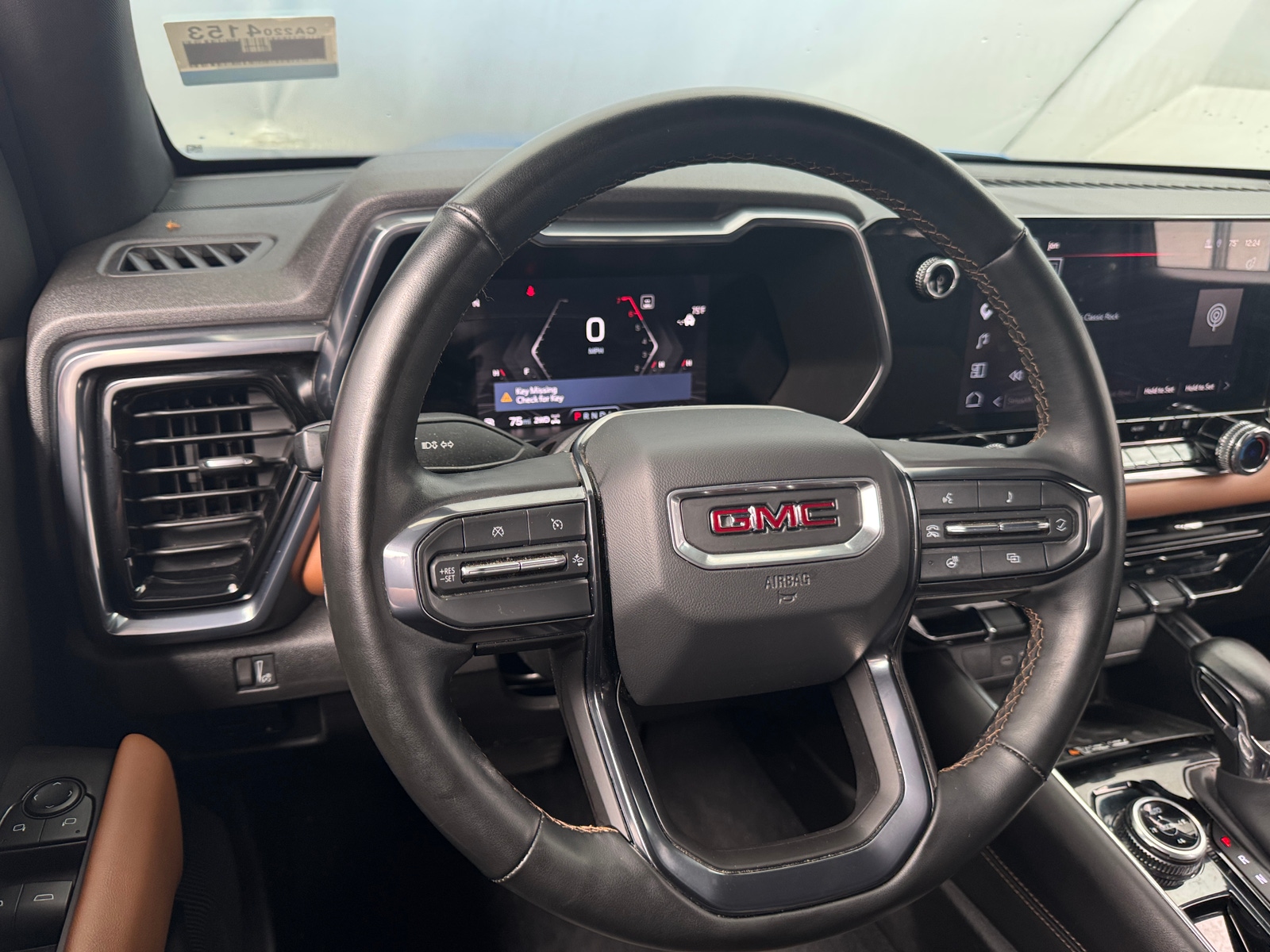 Thumbnail: 2023 GMC Canyon - 4