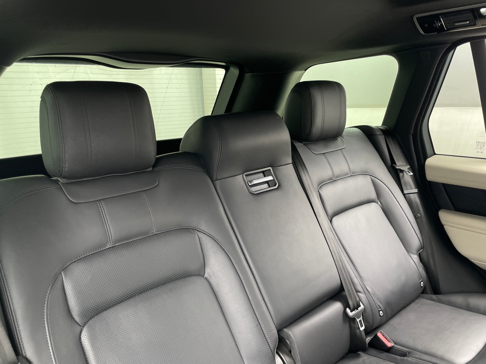 Thumbnail: 2022 Land Rover Range Rover - 5