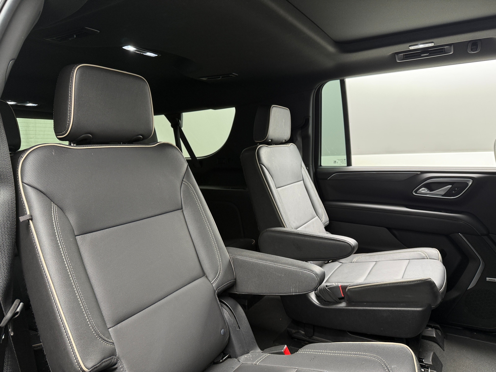 Thumbnail: 2023 GMC Yukon XL - 5