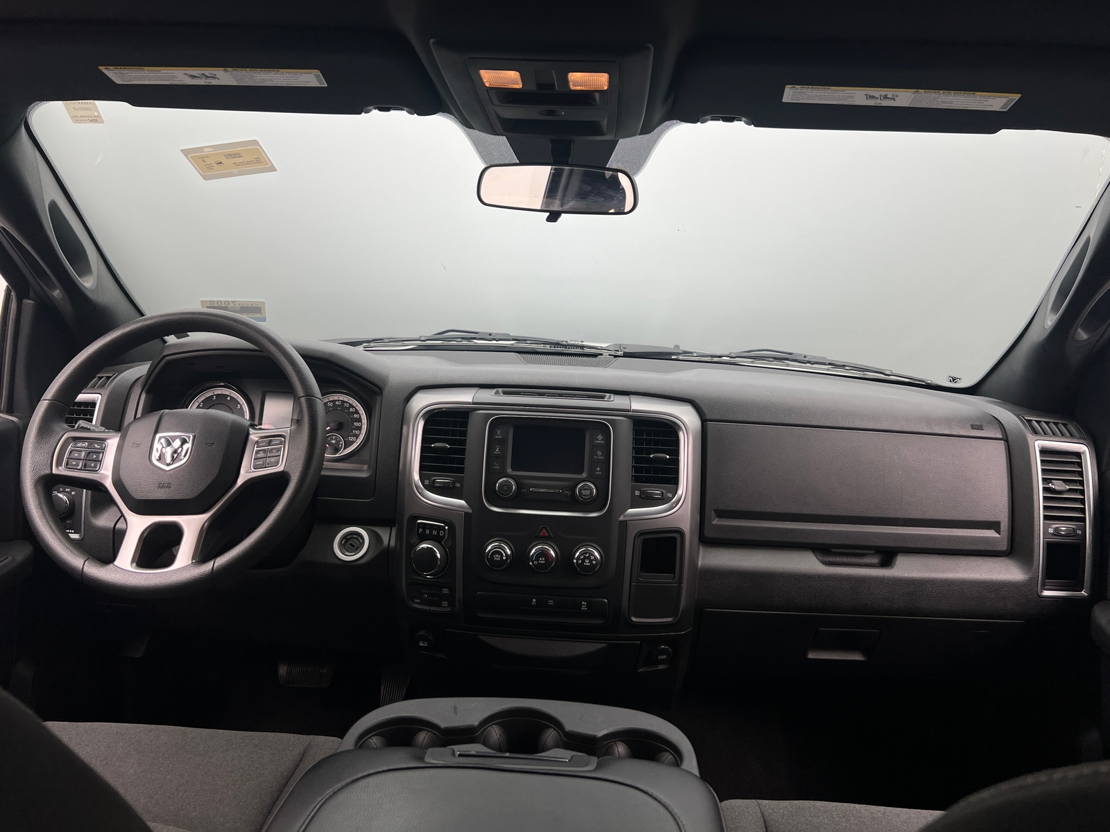 Thumbnail: 2024 RAM 1500 Classic - 3