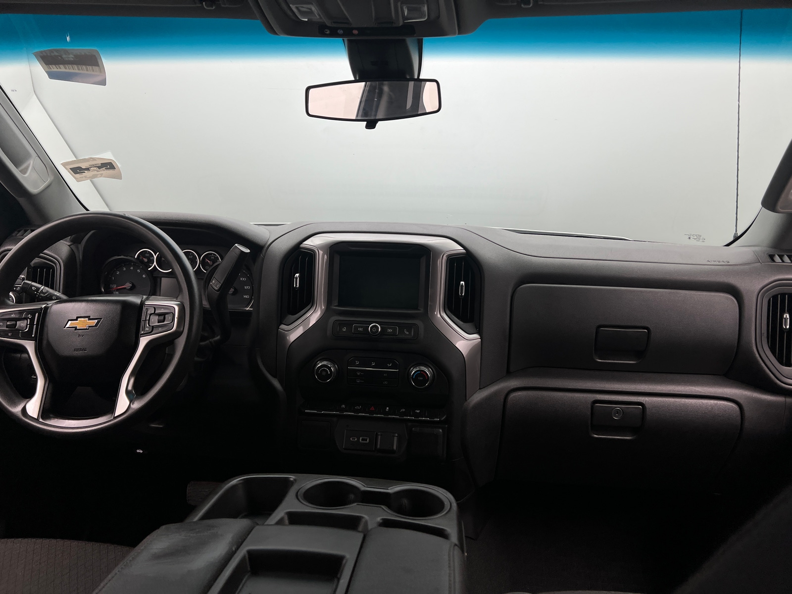 Thumbnail: 2022 Chevrolet Silverado 1500 - 3