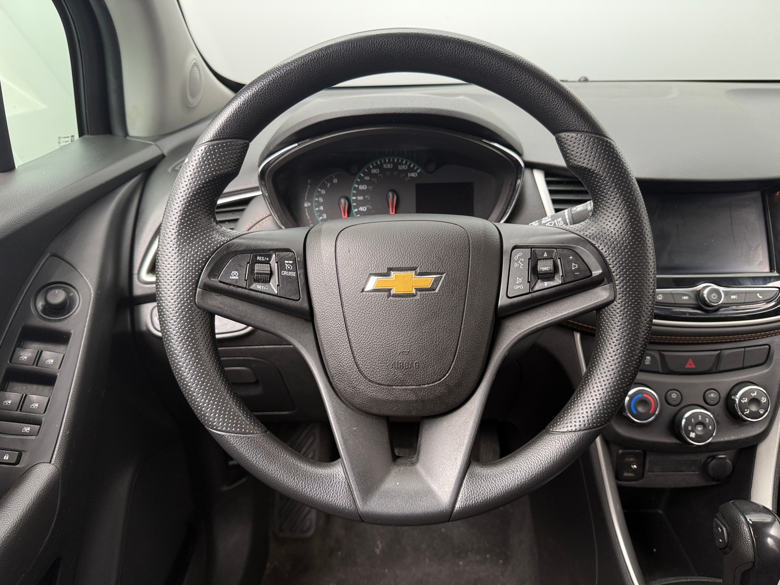 Thumbnail: 2020 Chevrolet Trax - 5