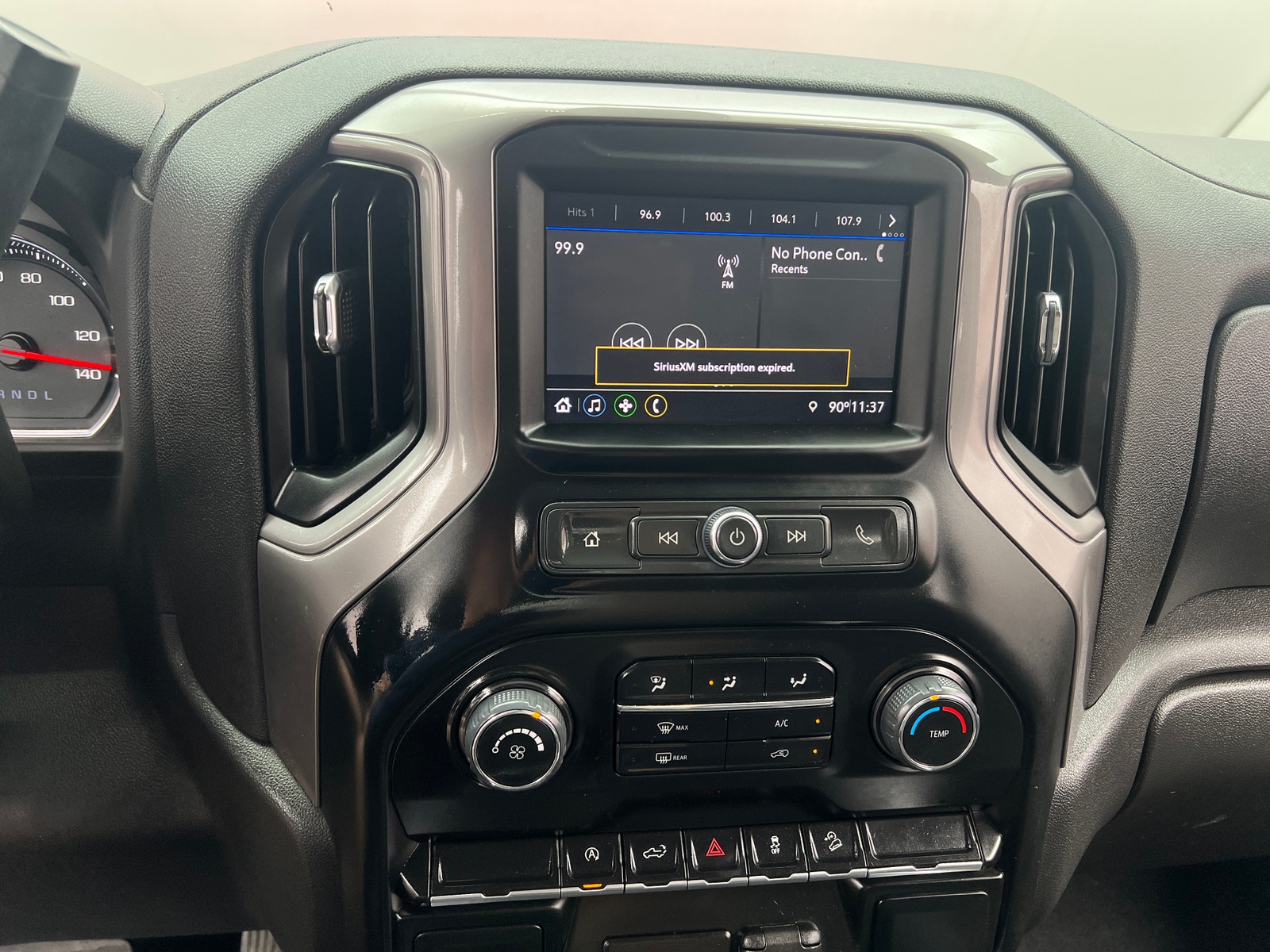 Thumbnail: 2022 Chevrolet Silverado 1500 - 4