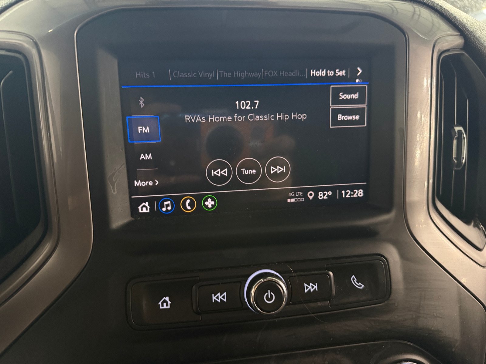 Thumbnail: 2023 Chevrolet Silverado 1500 - 4