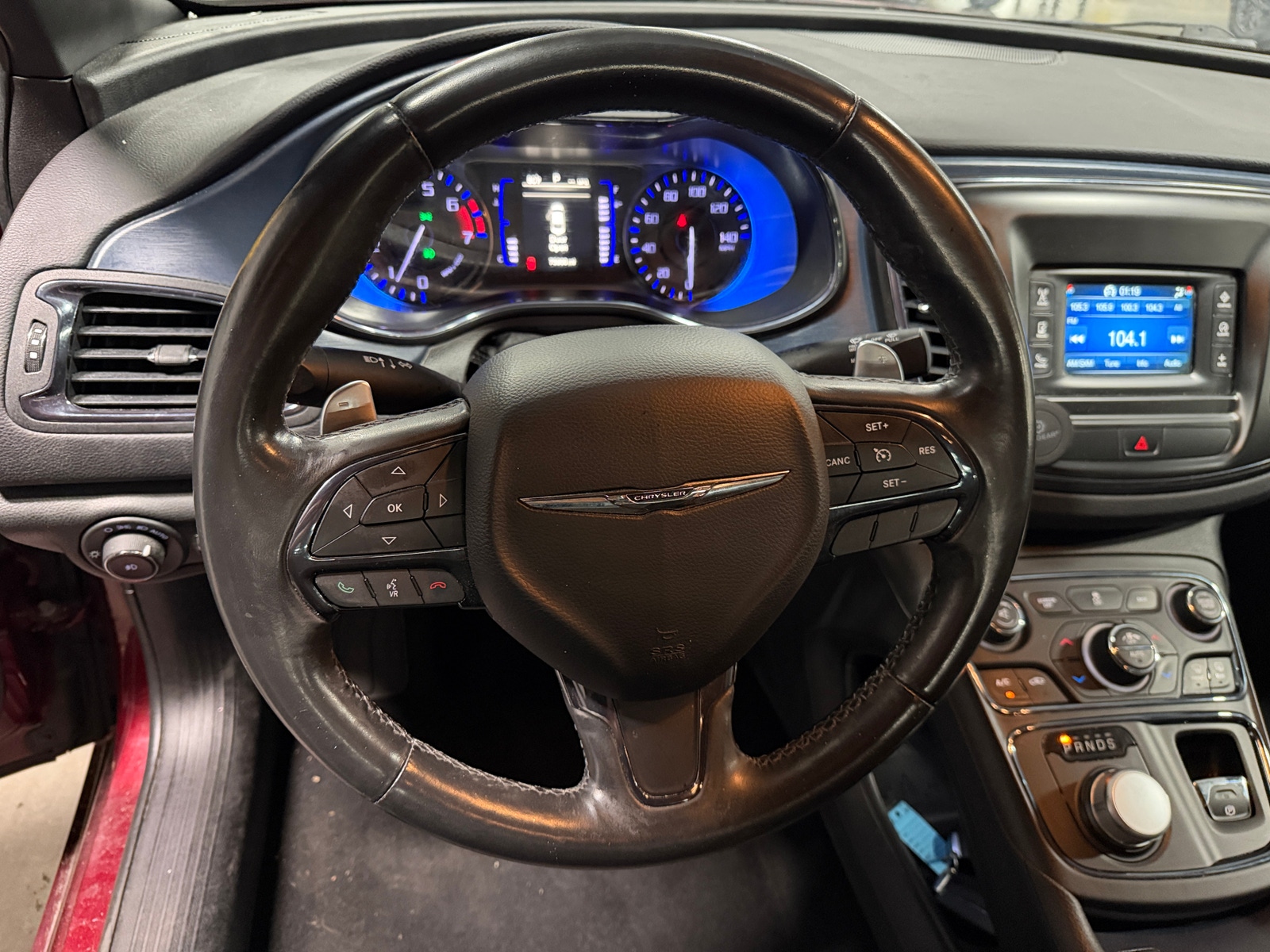Thumbnail: 2015 Chrysler 200 - 4