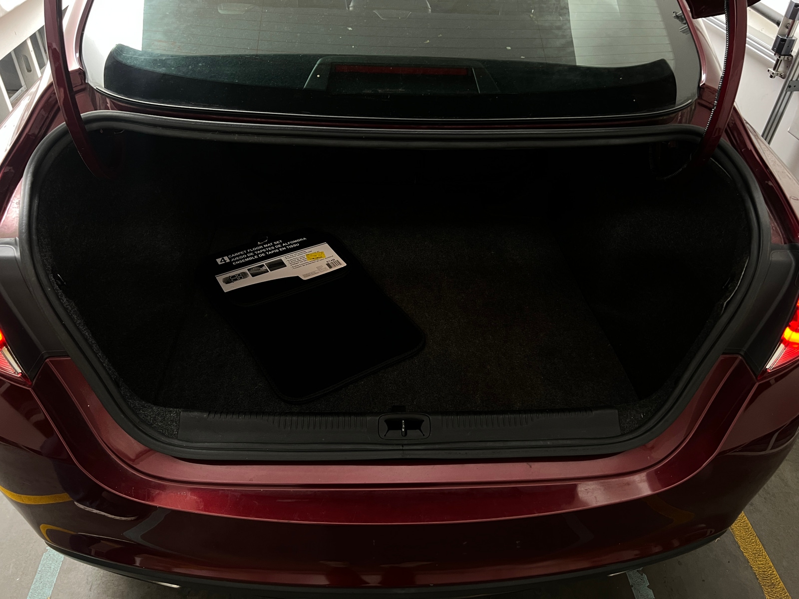 Thumbnail: 2015 Chrysler 200 - 6