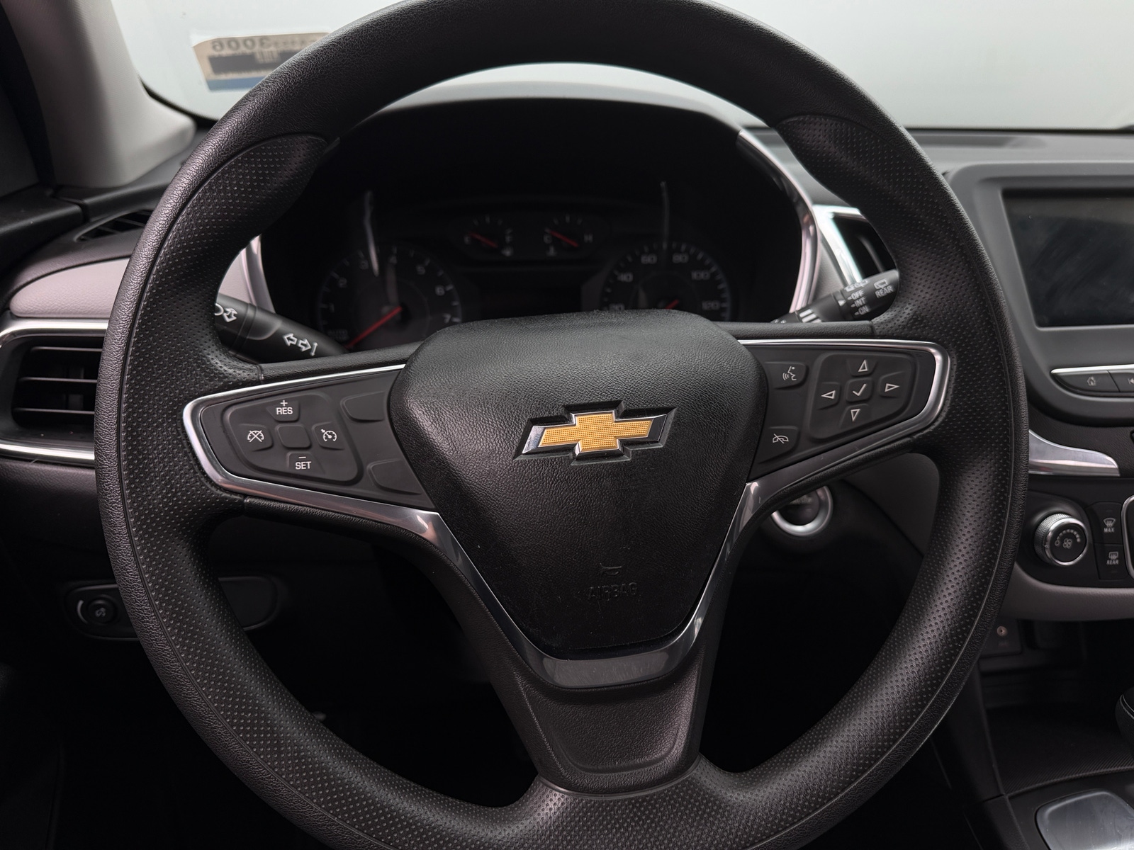 Thumbnail: 2019 Chevrolet Equinox - 5