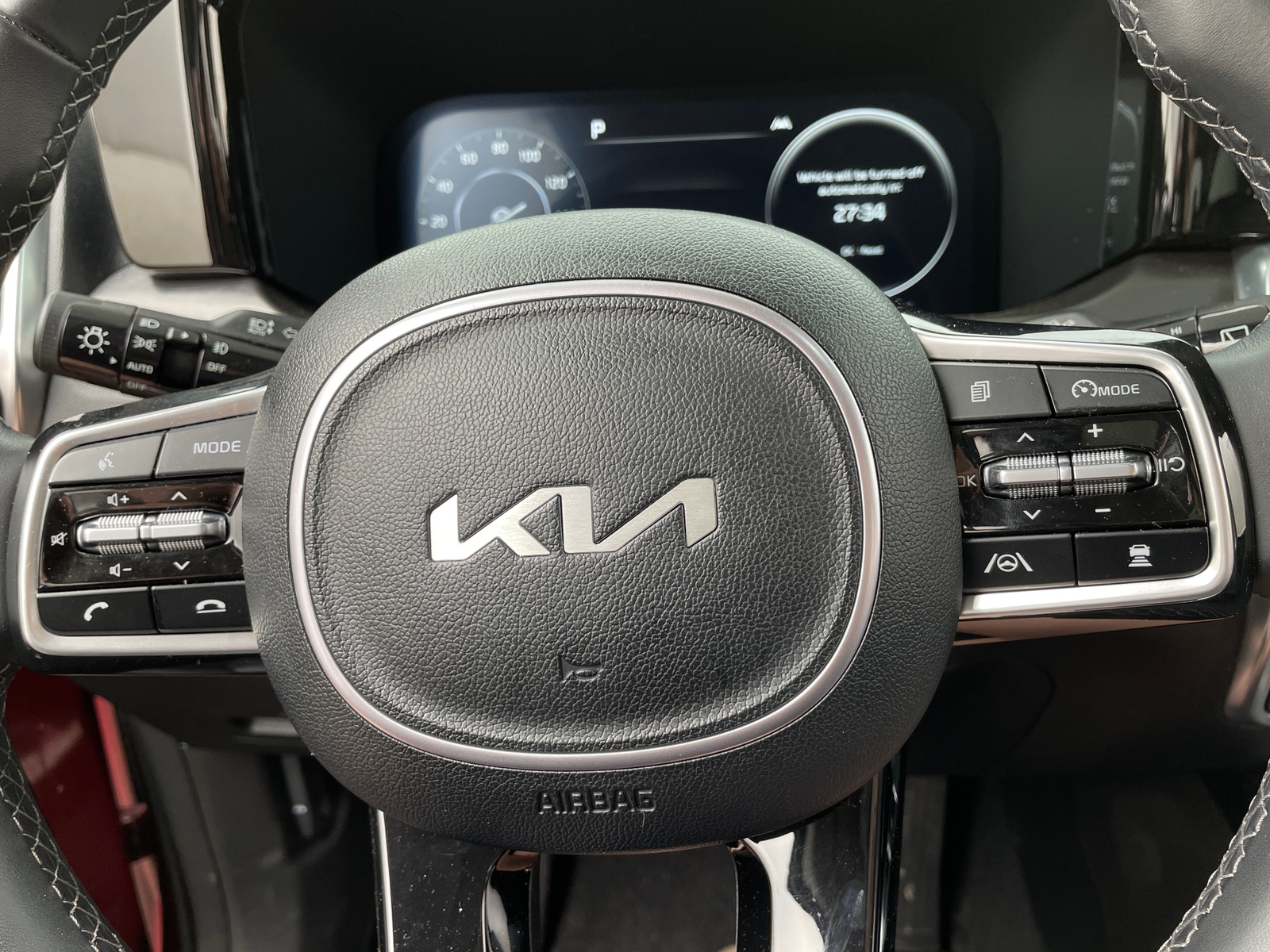Thumbnail: 2023 Kia Sorento - 4