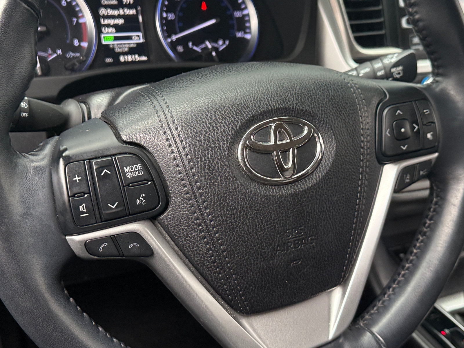 Thumbnail: 2018 Toyota Highlander - 4