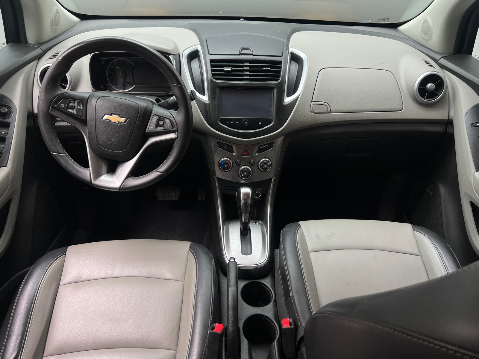 Thumbnail: 2016 Chevrolet Trax - 2