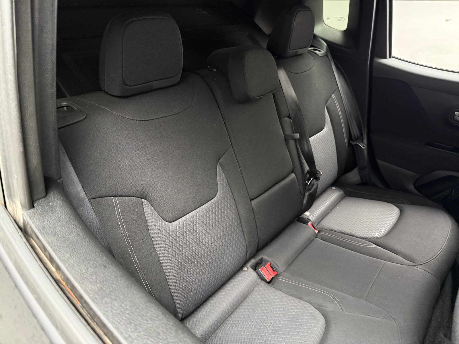 Thumbnail: 2021 Jeep Renegade - 6