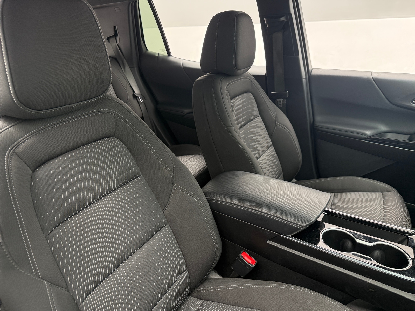Thumbnail: 2025 Chevrolet Equinox - 2