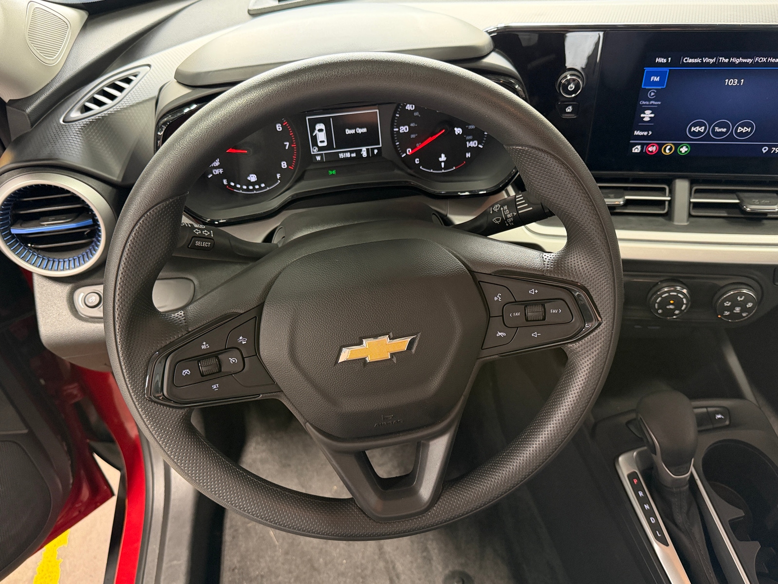 Thumbnail: 2026 Chevrolet Trax - 5