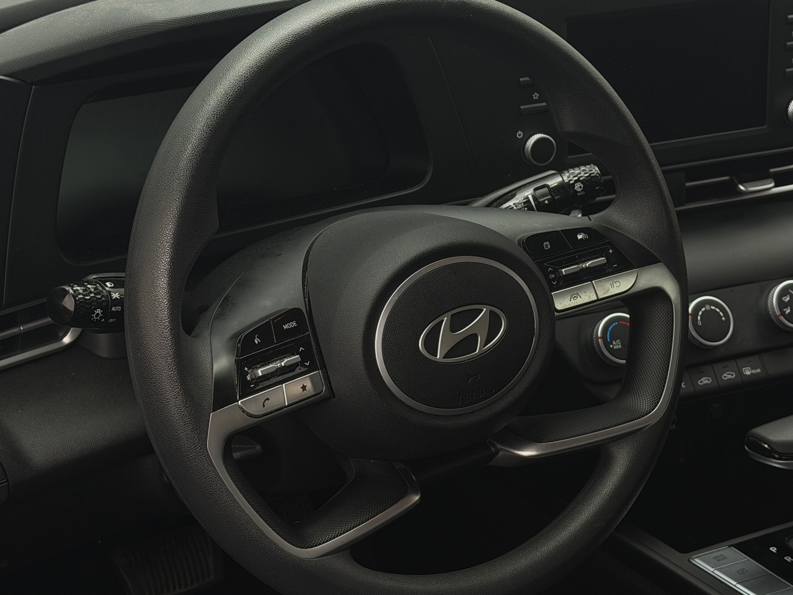 Thumbnail: 2025 Hyundai Elantra - 5