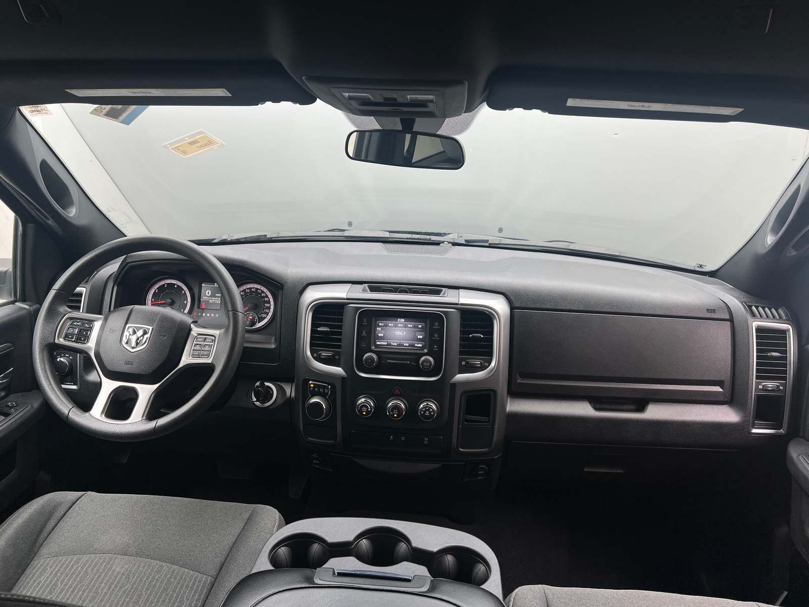 Thumbnail: 2024 RAM 1500 Classic - 3