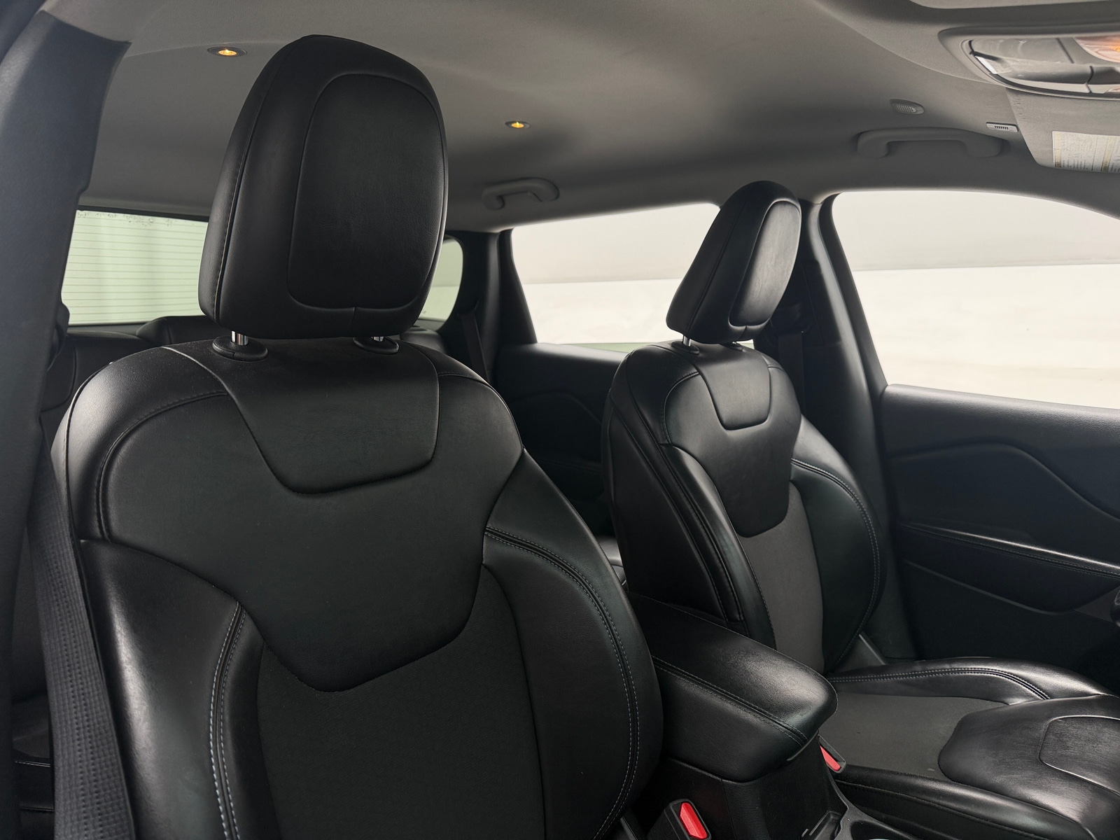 Thumbnail: 2019 Jeep Cherokee - 2