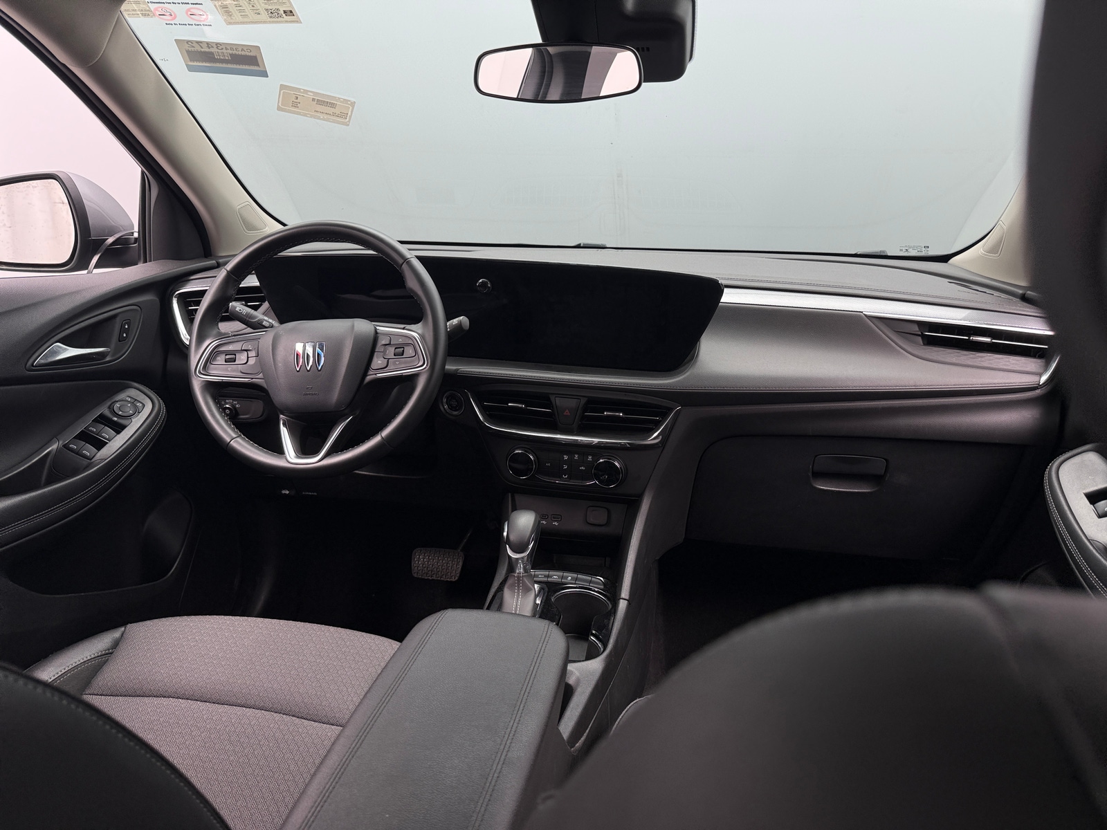 Thumbnail: 2025 Buick Encore GX - 3