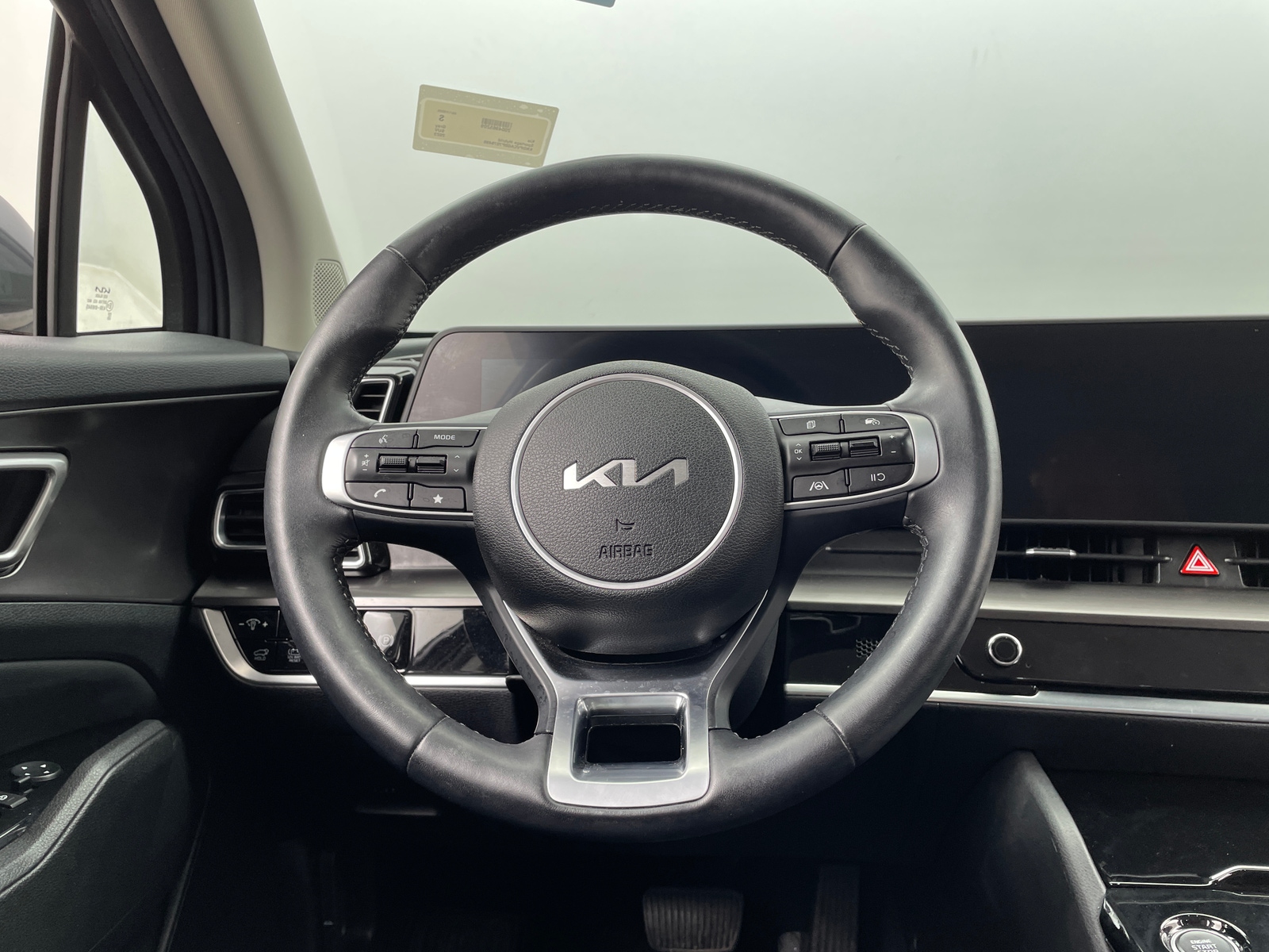 Thumbnail: 2023 Kia Sportage - 4
