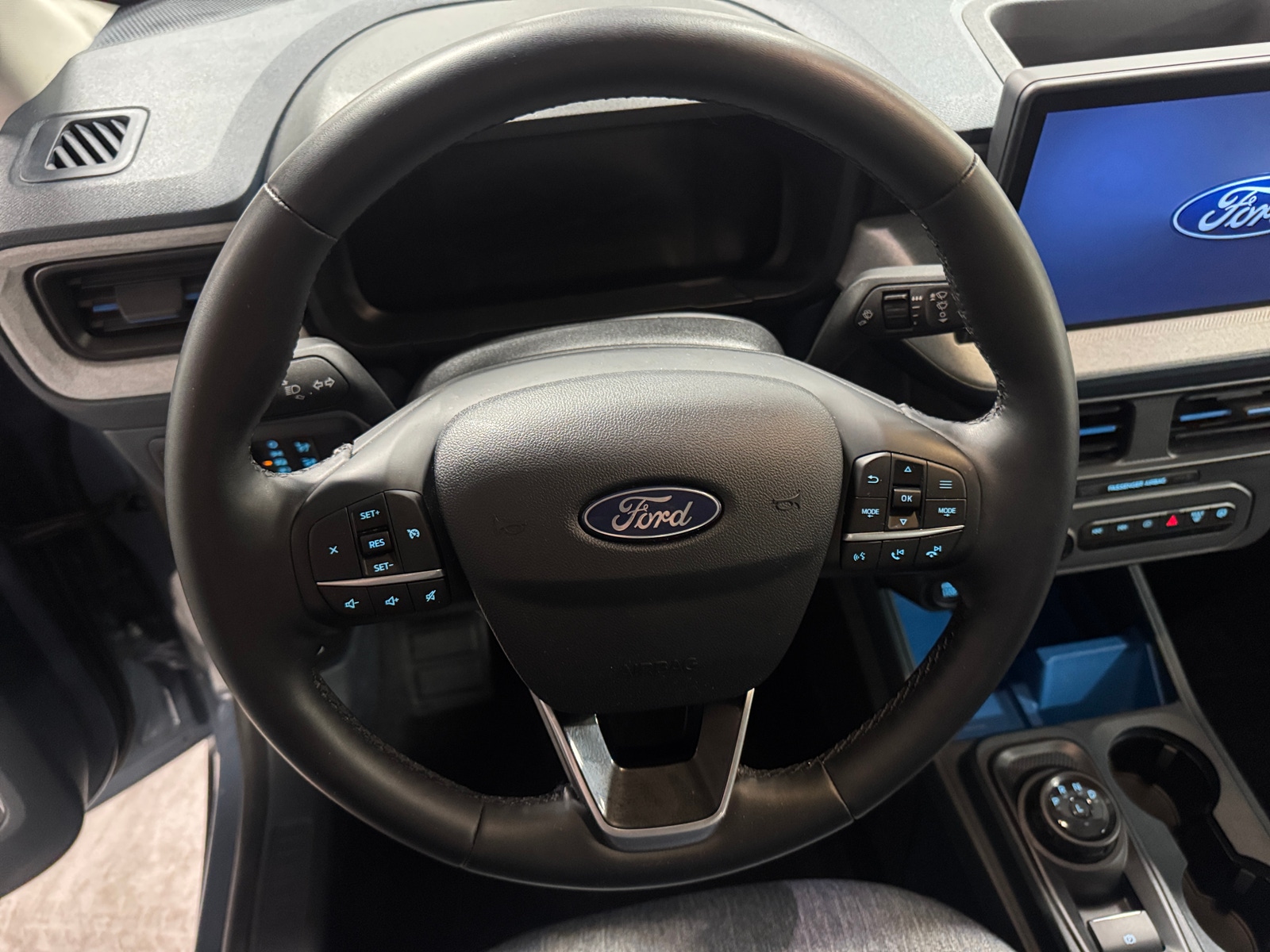 Thumbnail: 2025 Ford Maverick - 5