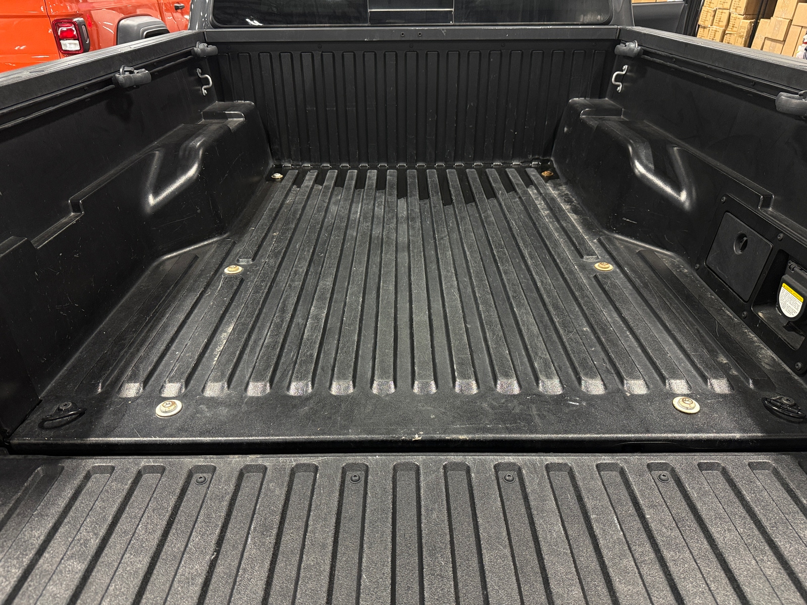 Thumbnail: 2020 Toyota Tacoma - 7
