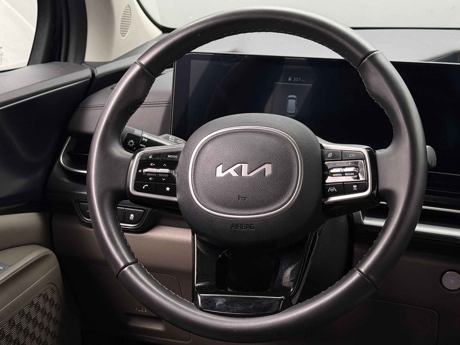 Thumbnail: 2026 Kia Carnival - 4