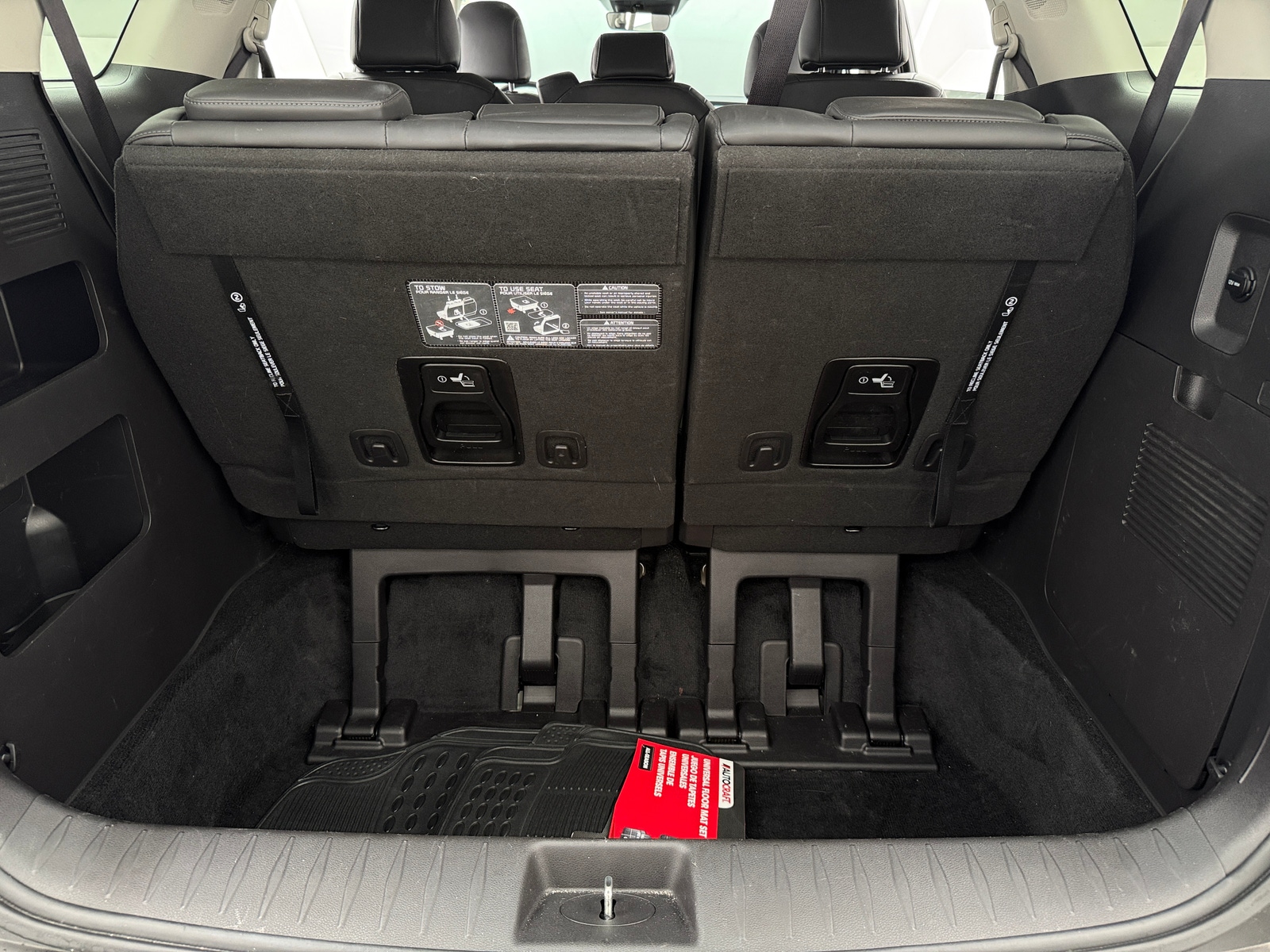 Thumbnail: 2026 Kia Carnival - 6