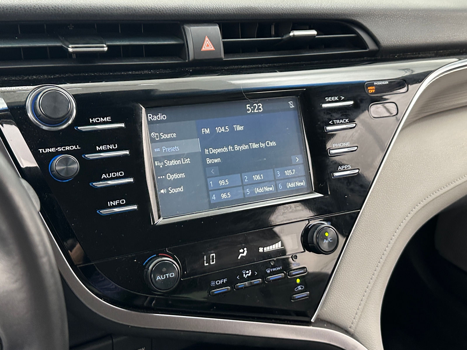 Thumbnail: 2018 Toyota Camry - 4