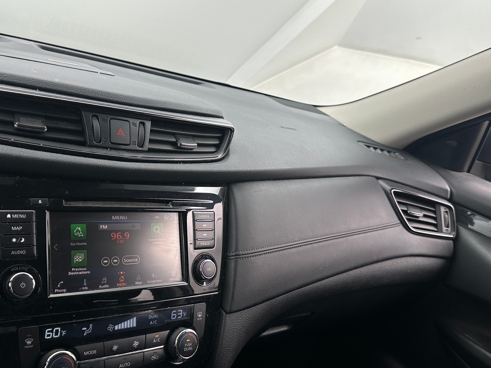 Thumbnail: 2019 Nissan Rogue - 3