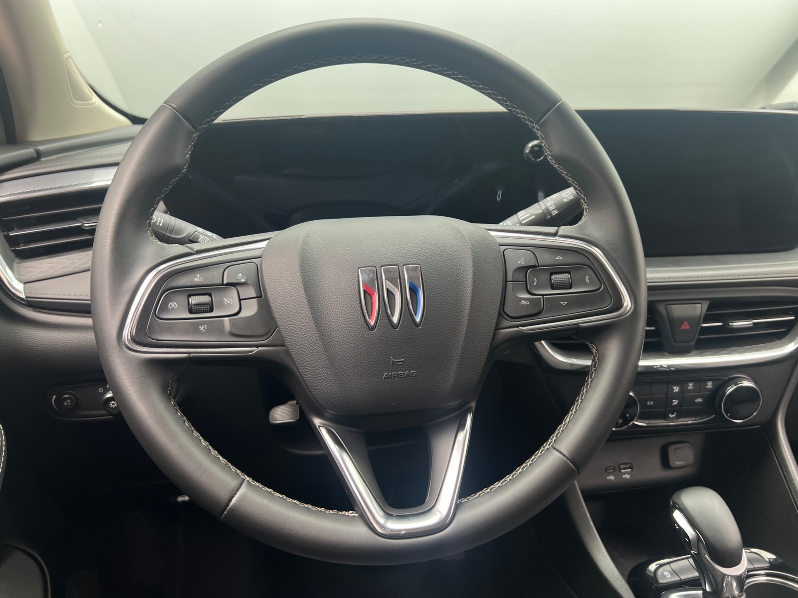 Thumbnail: 2025 Buick Encore GX - 4
