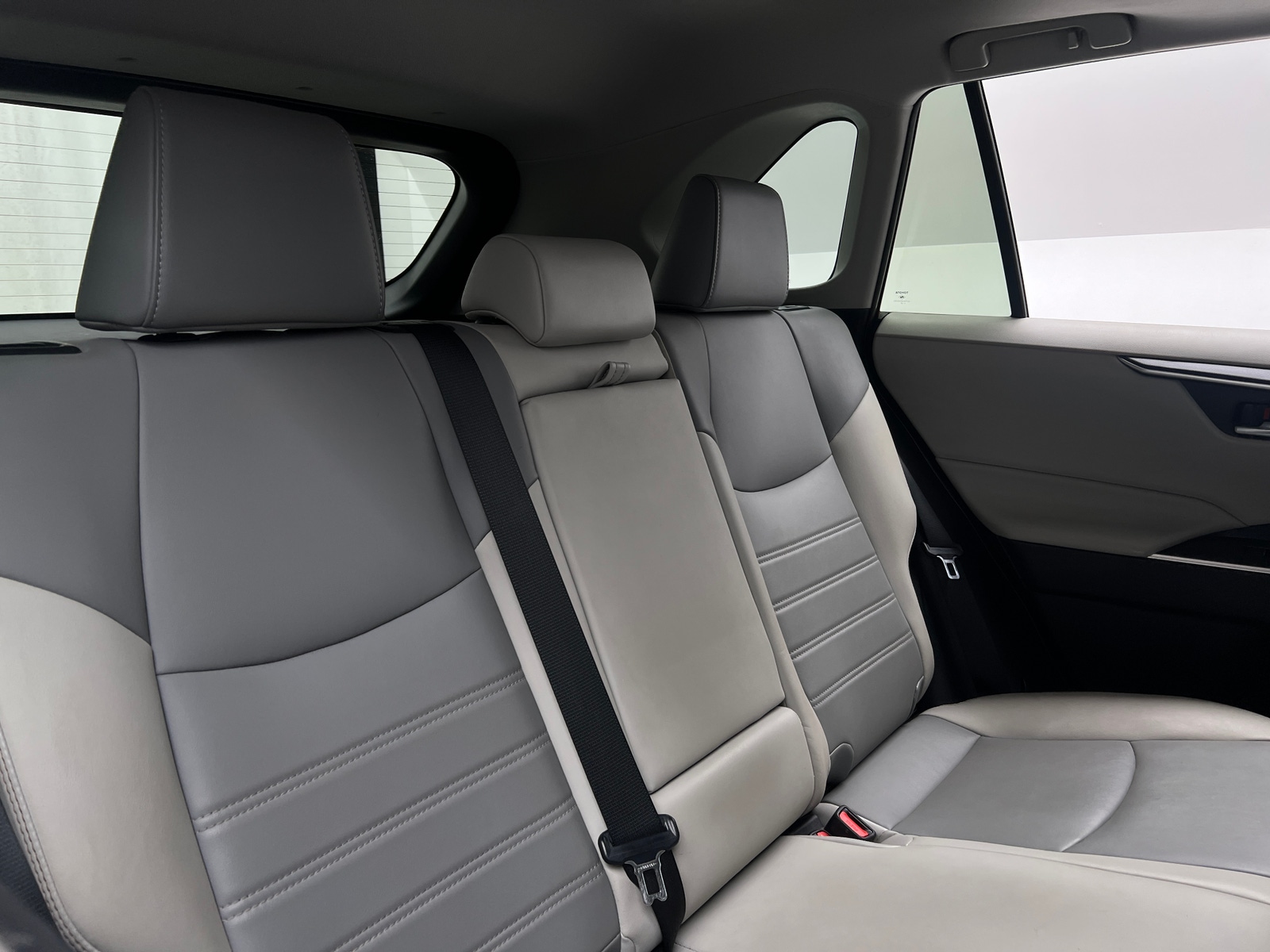 Thumbnail: 2021 Toyota RAV4 - 5