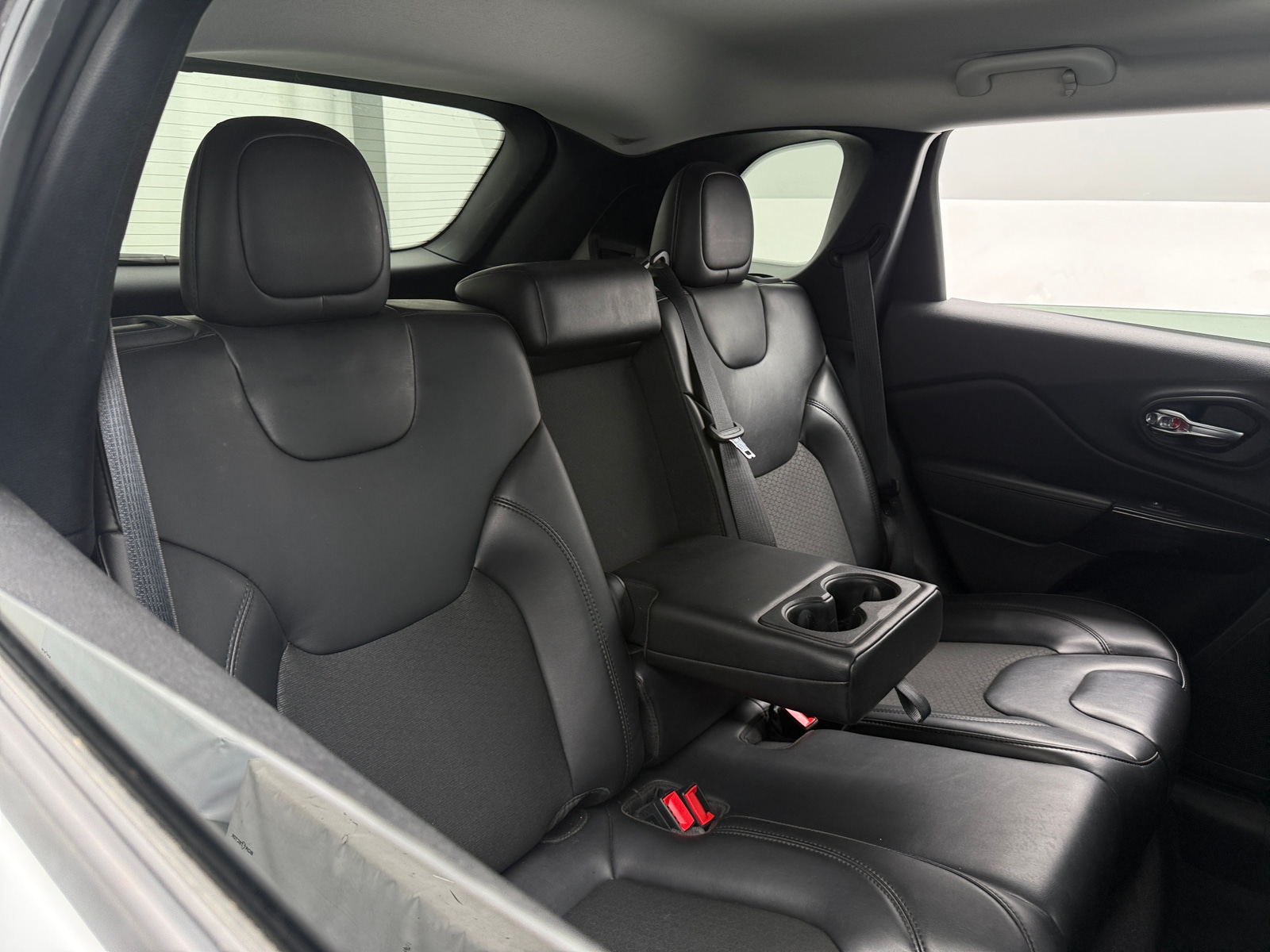 Thumbnail: 2021 Jeep Cherokee - 6