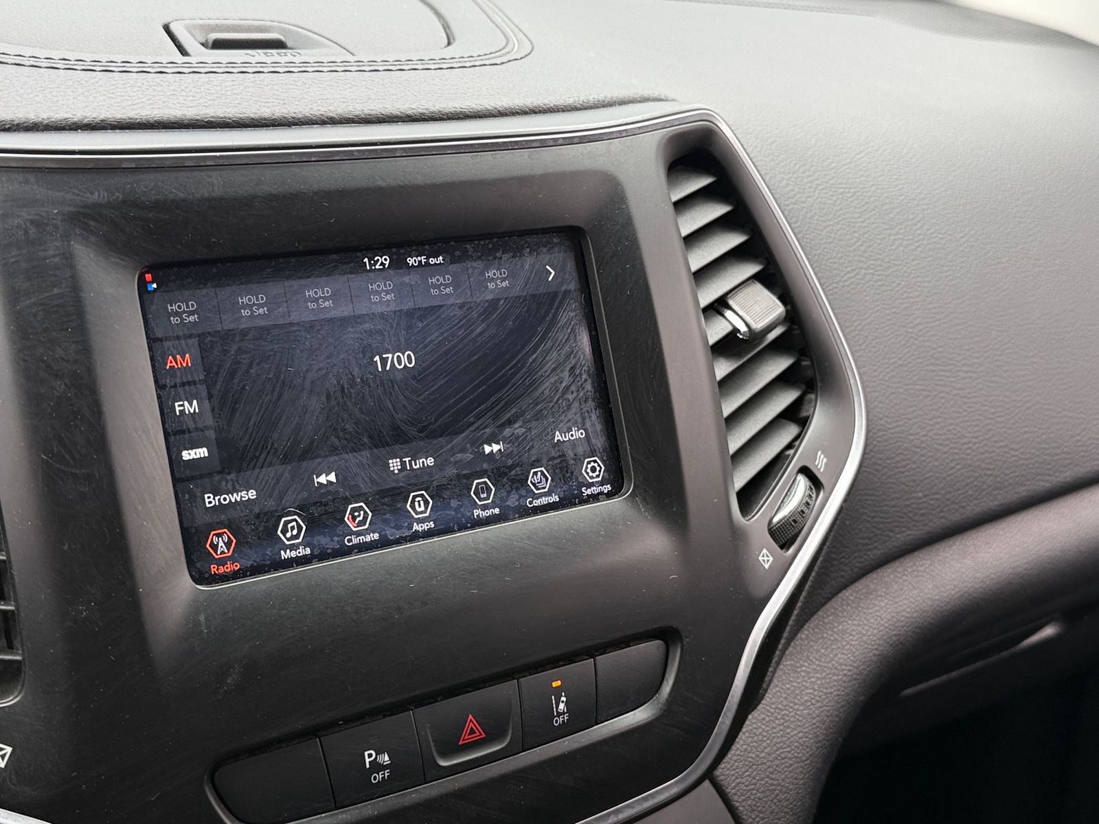 Thumbnail: 2021 Jeep Cherokee - 4