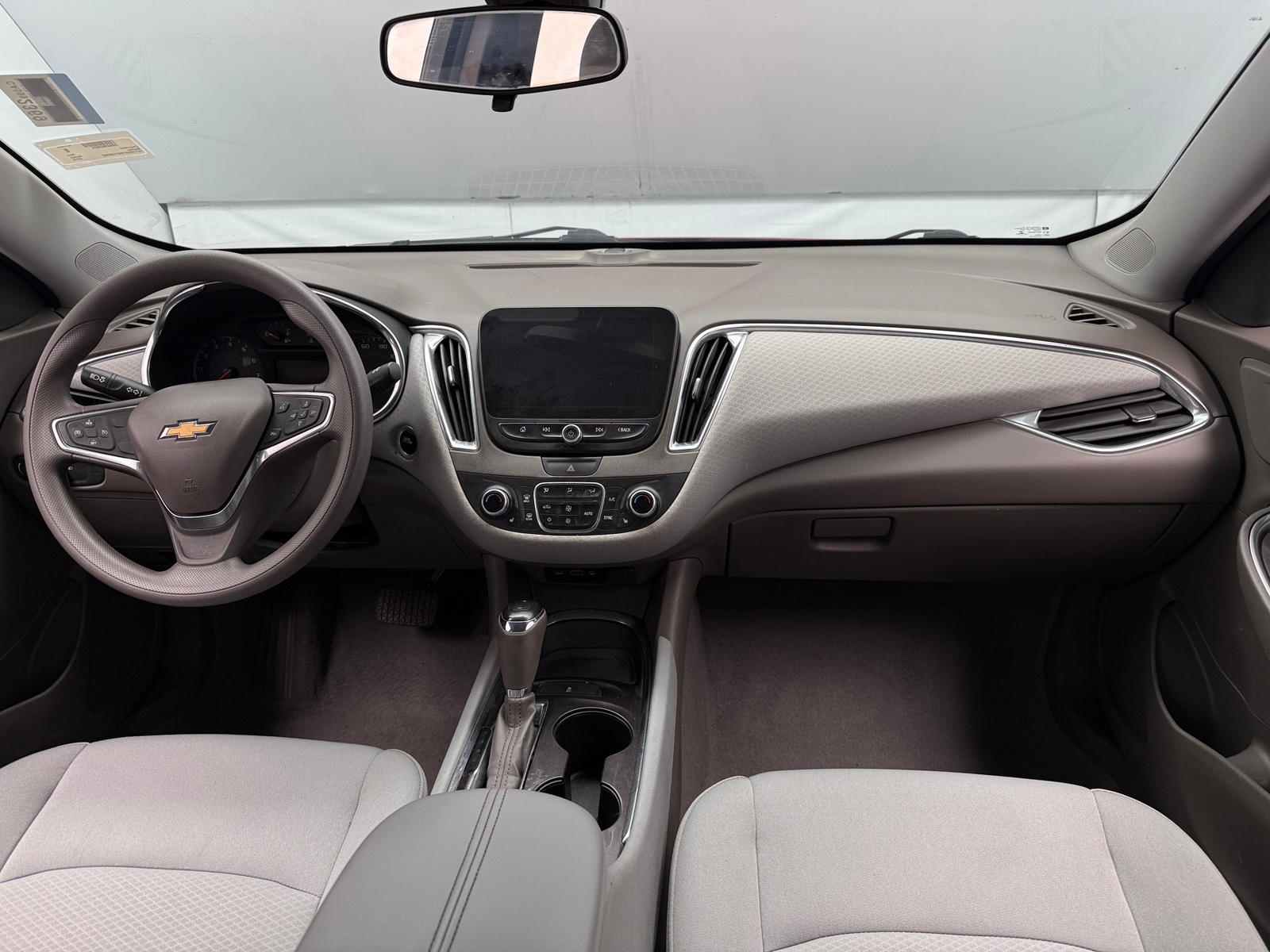 Thumbnail: 2019 Chevrolet Malibu - 3
