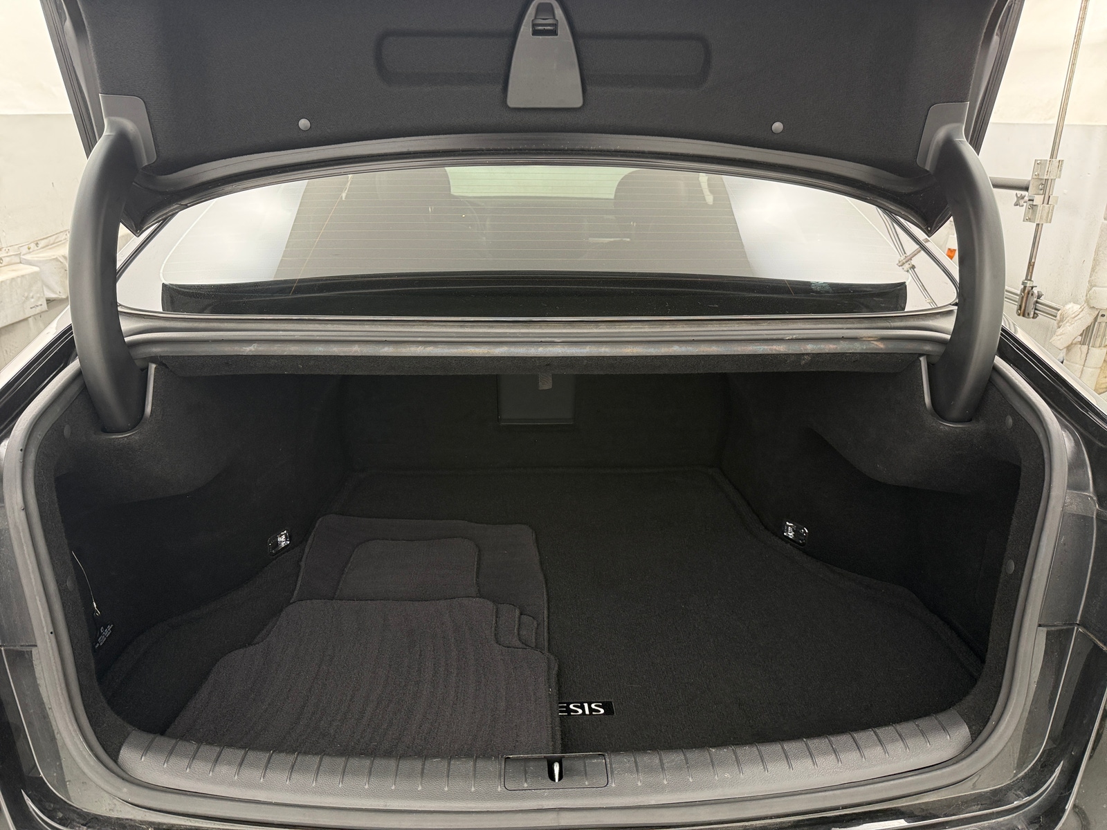 Thumbnail: 2019 Genesis G80 - 6
