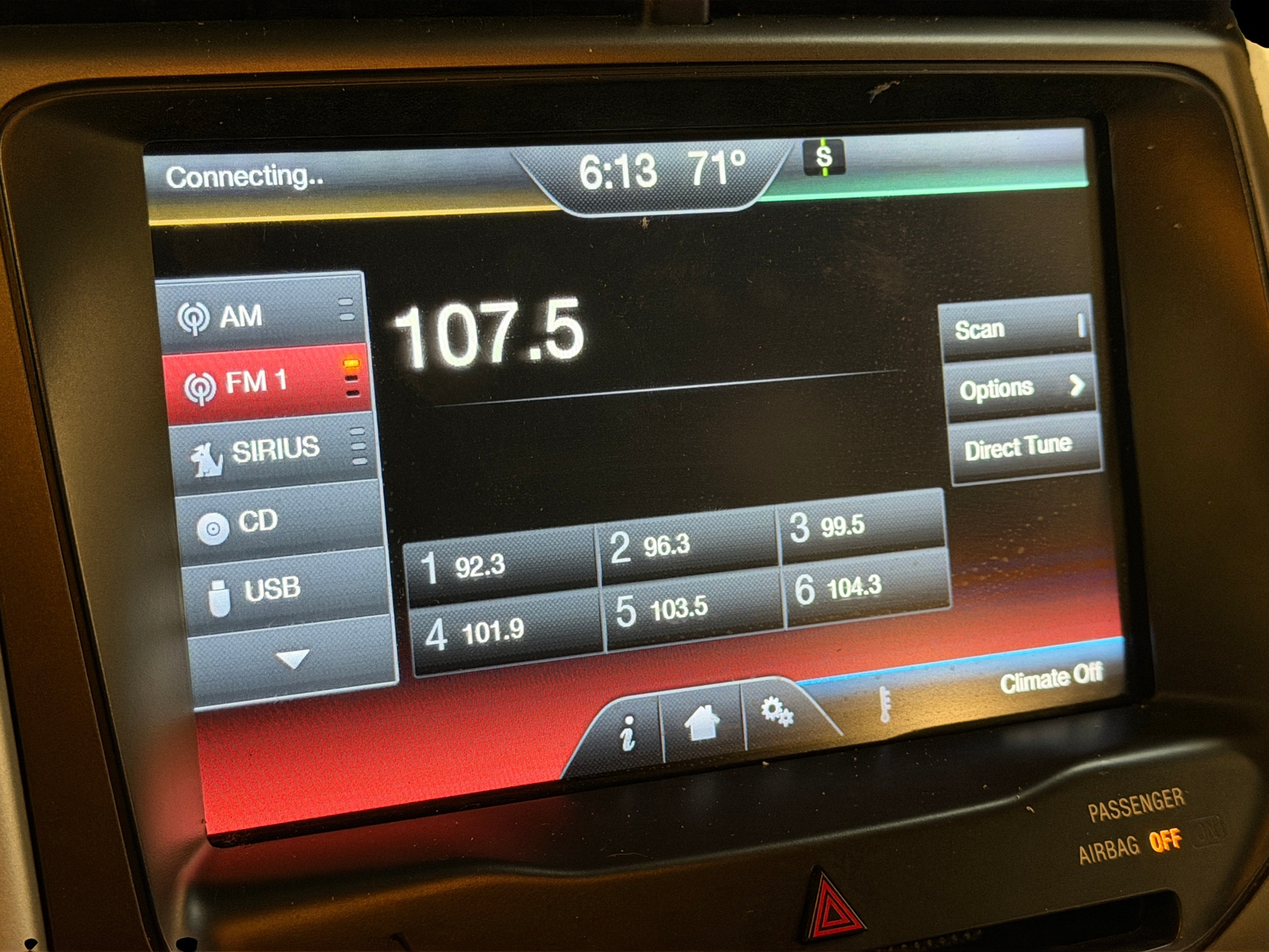 Thumbnail: 2013 Ford Edge - 4