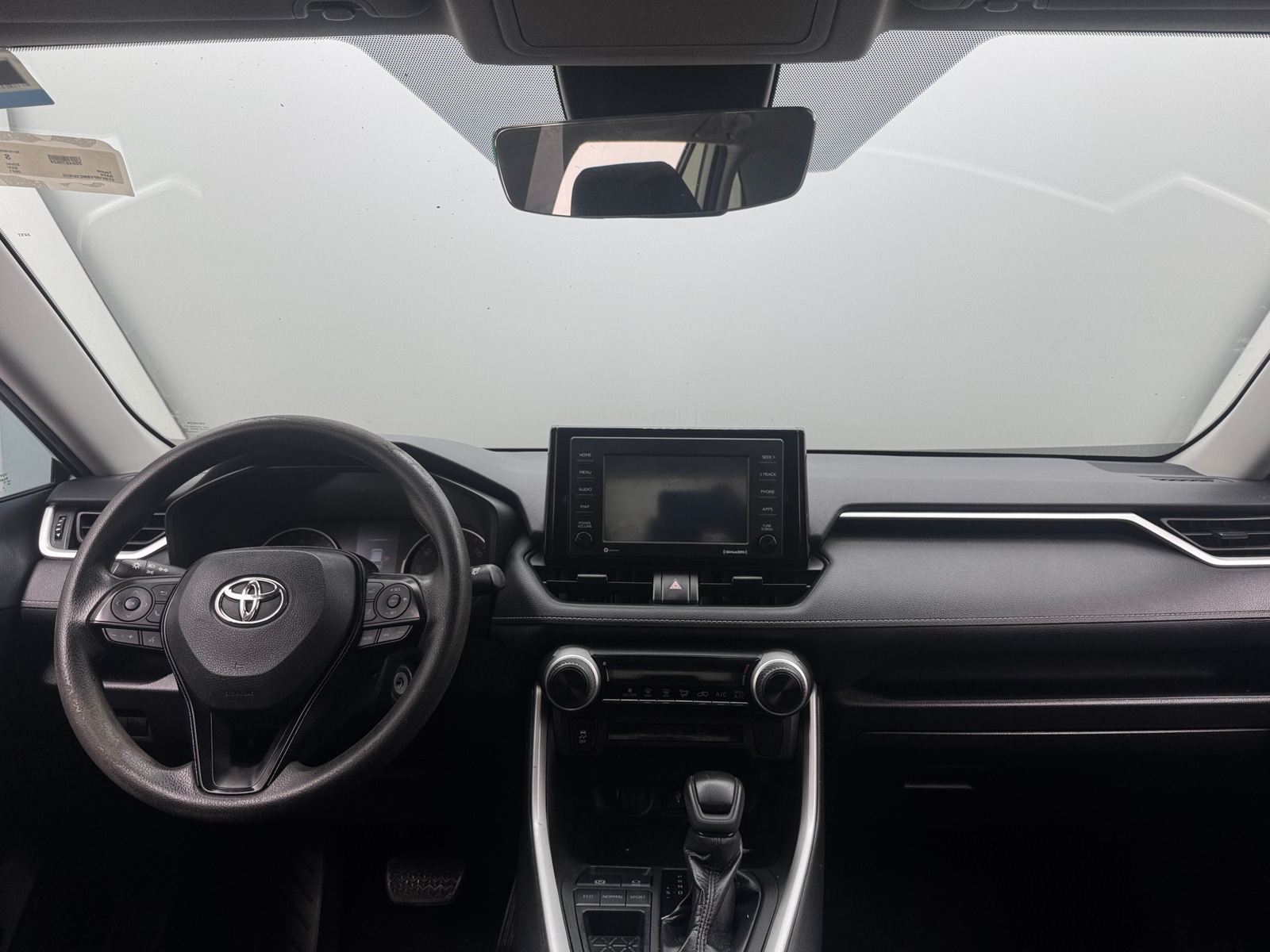 Thumbnail: 2021 Toyota RAV4 - 3