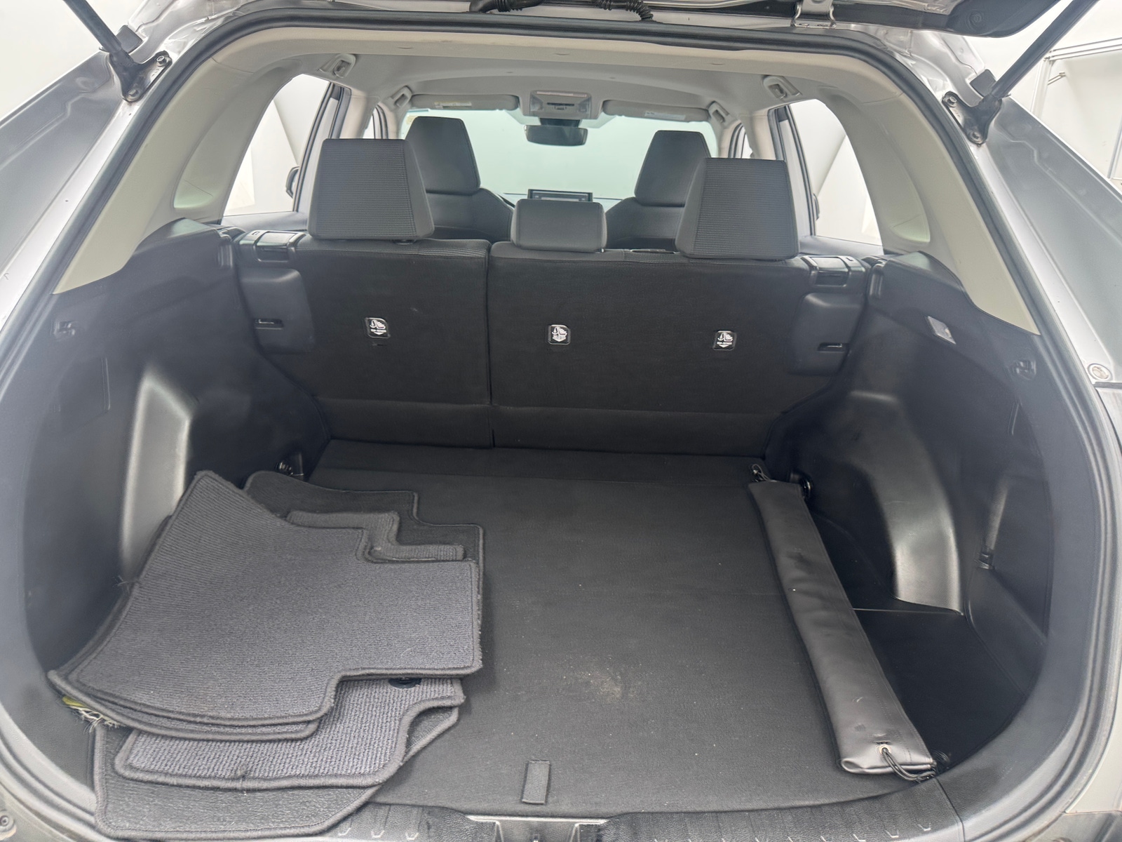 Thumbnail: 2021 Toyota RAV4 - 7